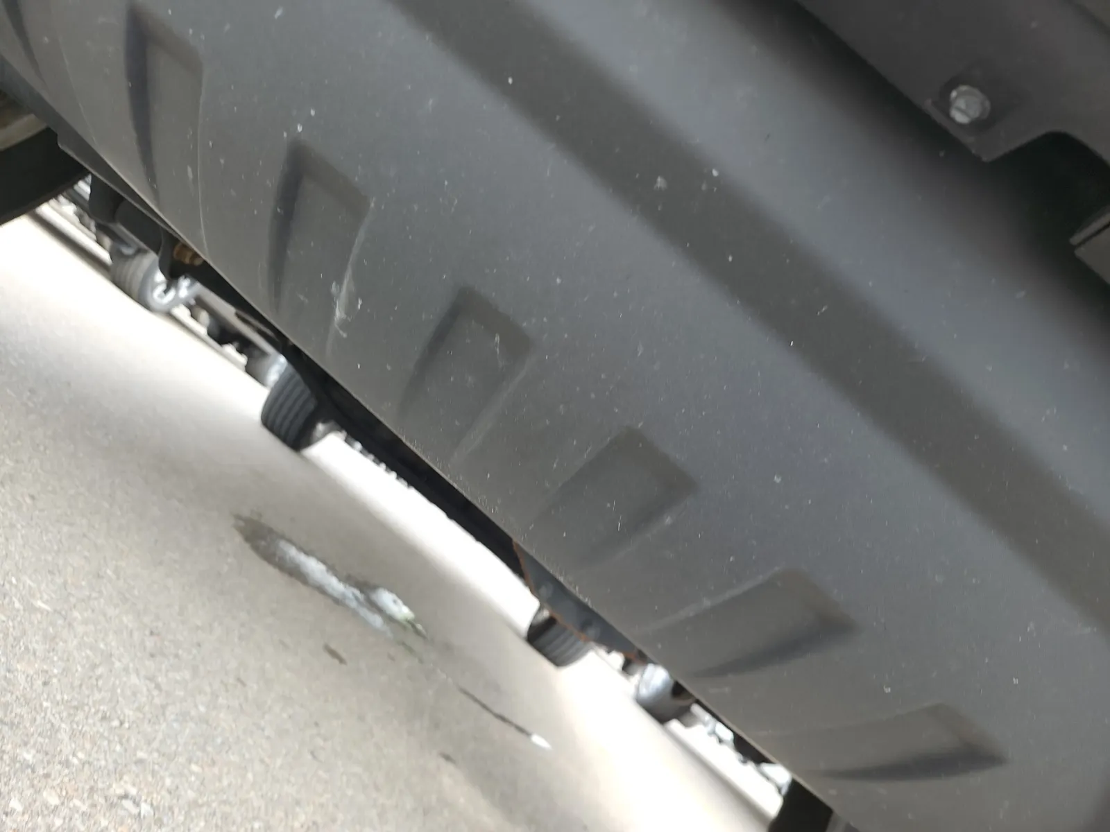 Undercarriage - Front Photo