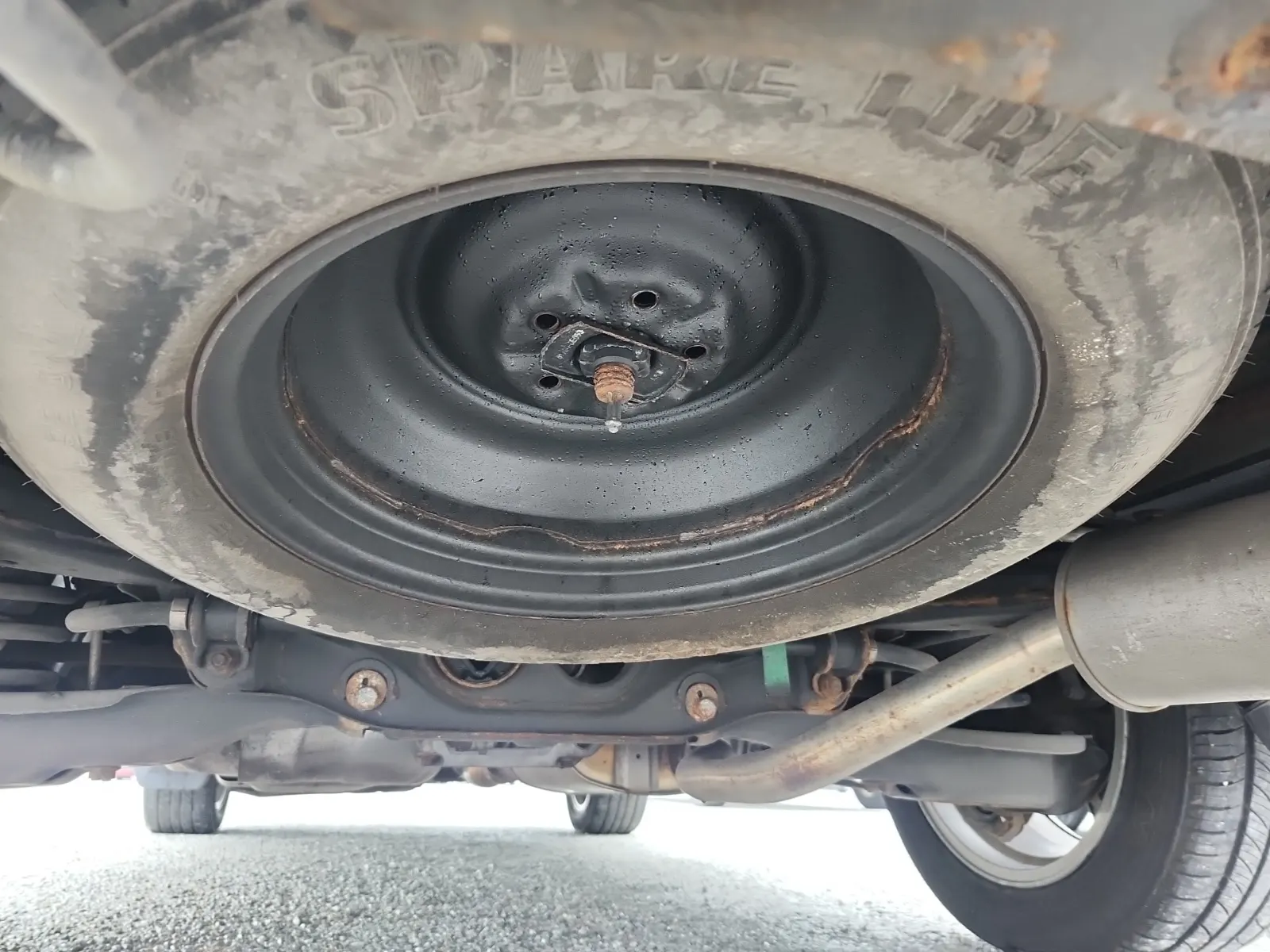 Spare Tire & Wheel Photo
