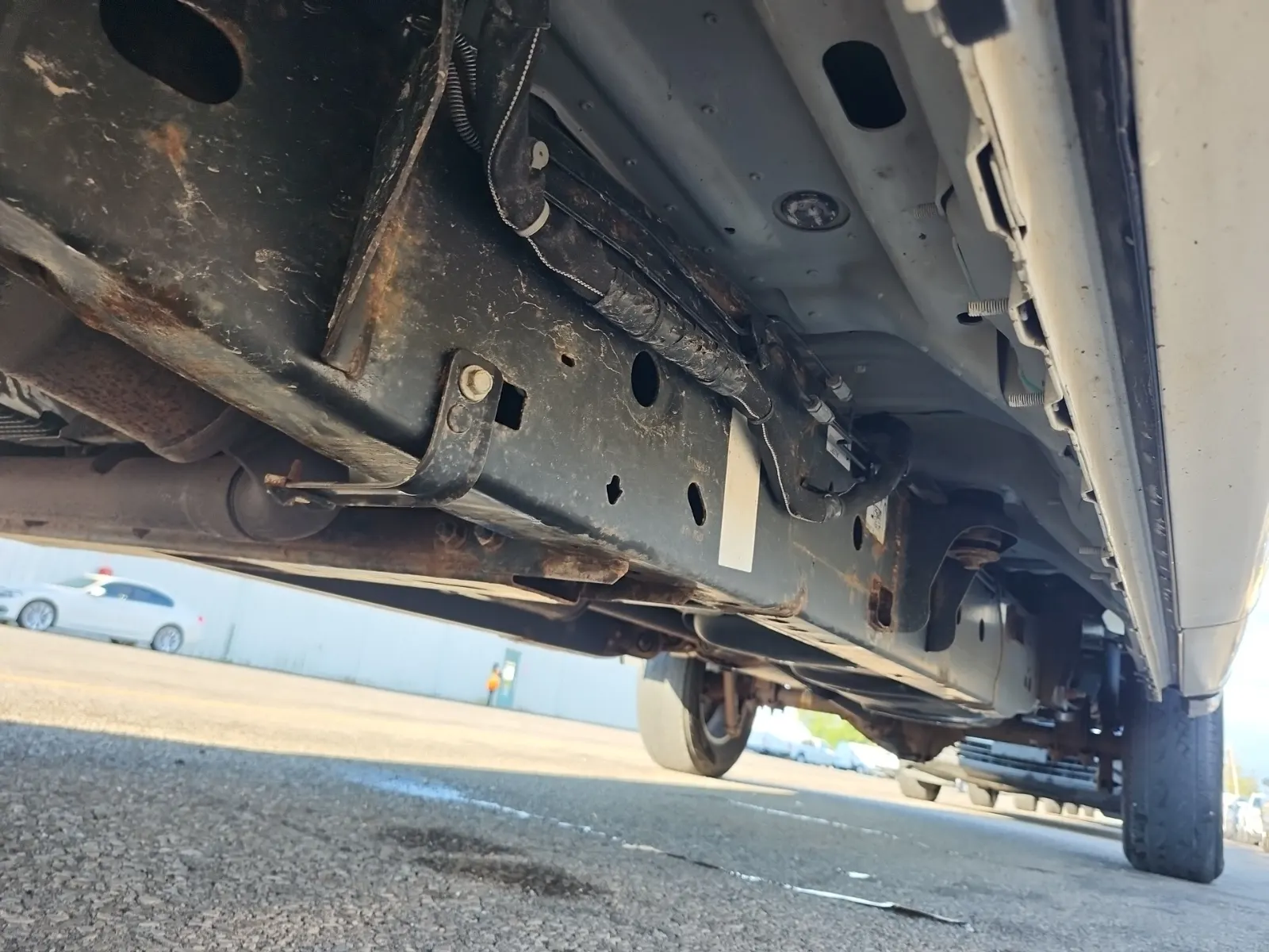 Undercarriage - Driver Photo