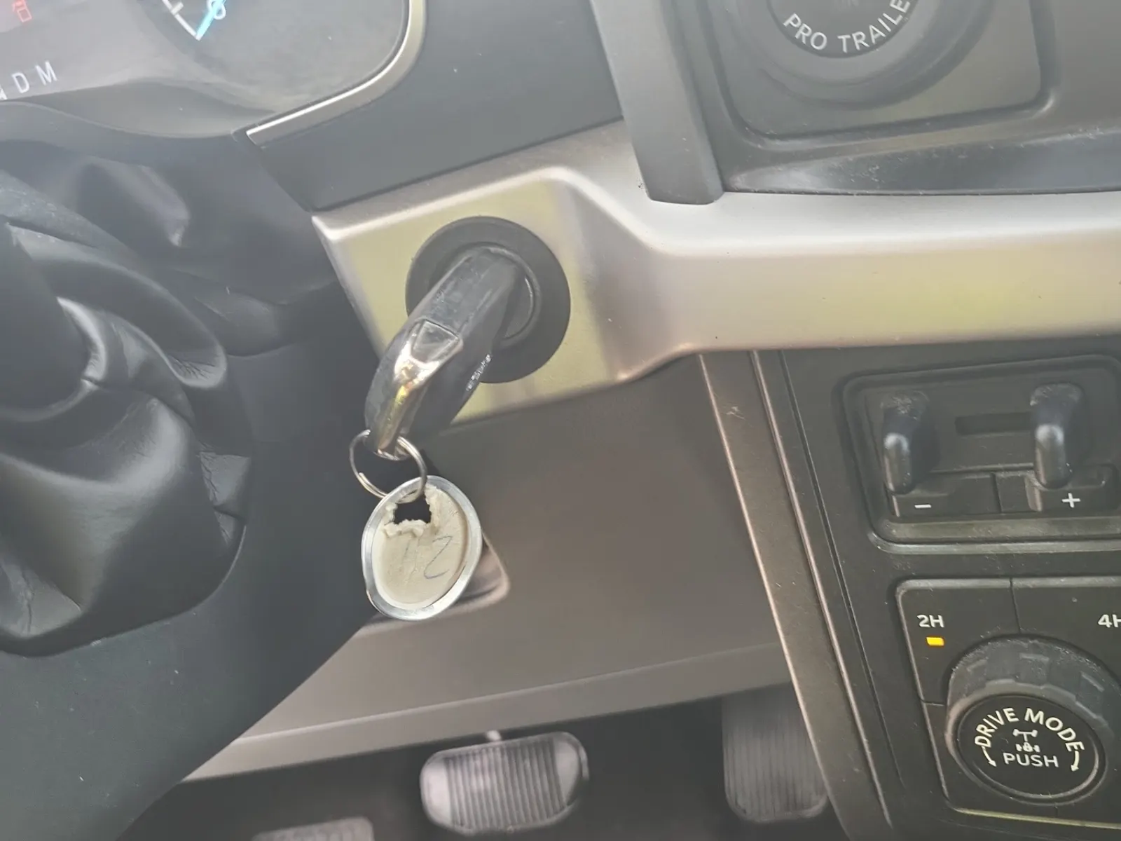 Keys/Fobs/Manual Photo
