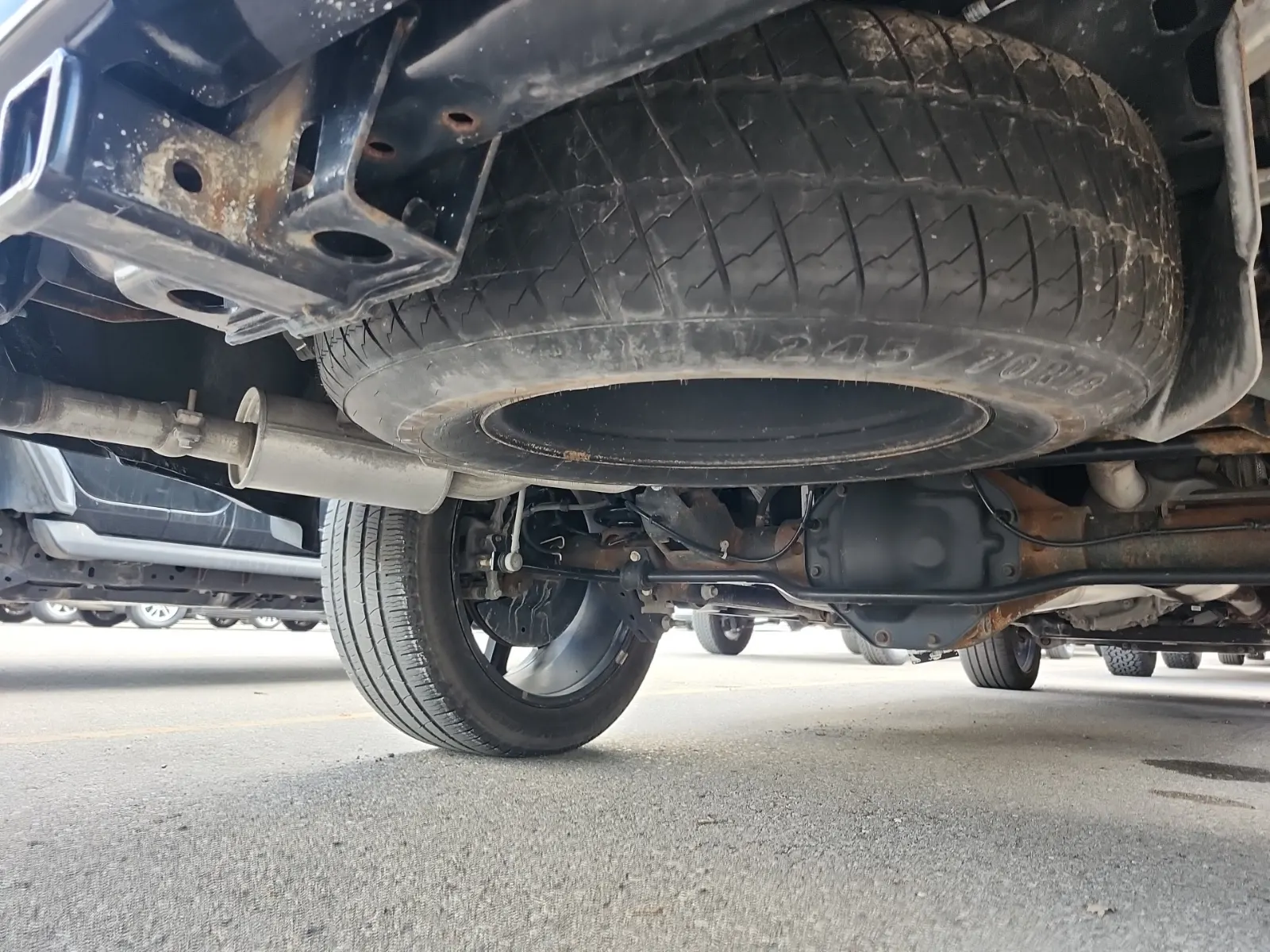 Spare Tire & Wheel Photo