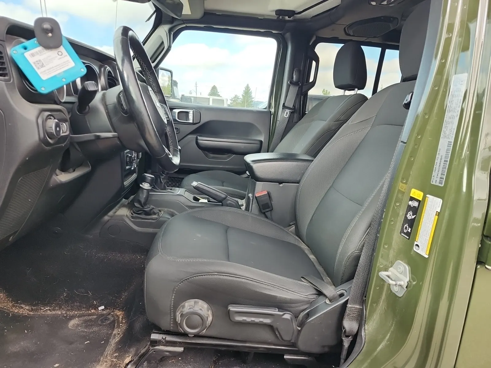 Front Interior Photo