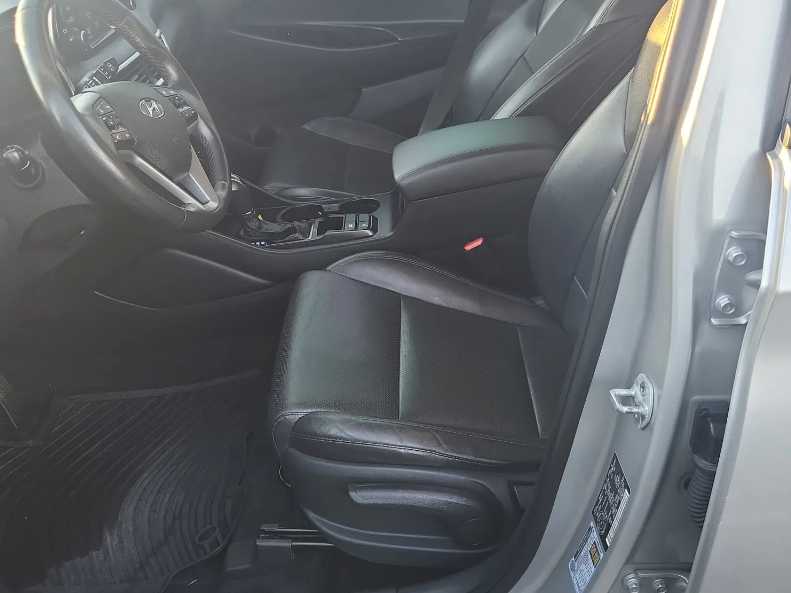 Front Interior Photo