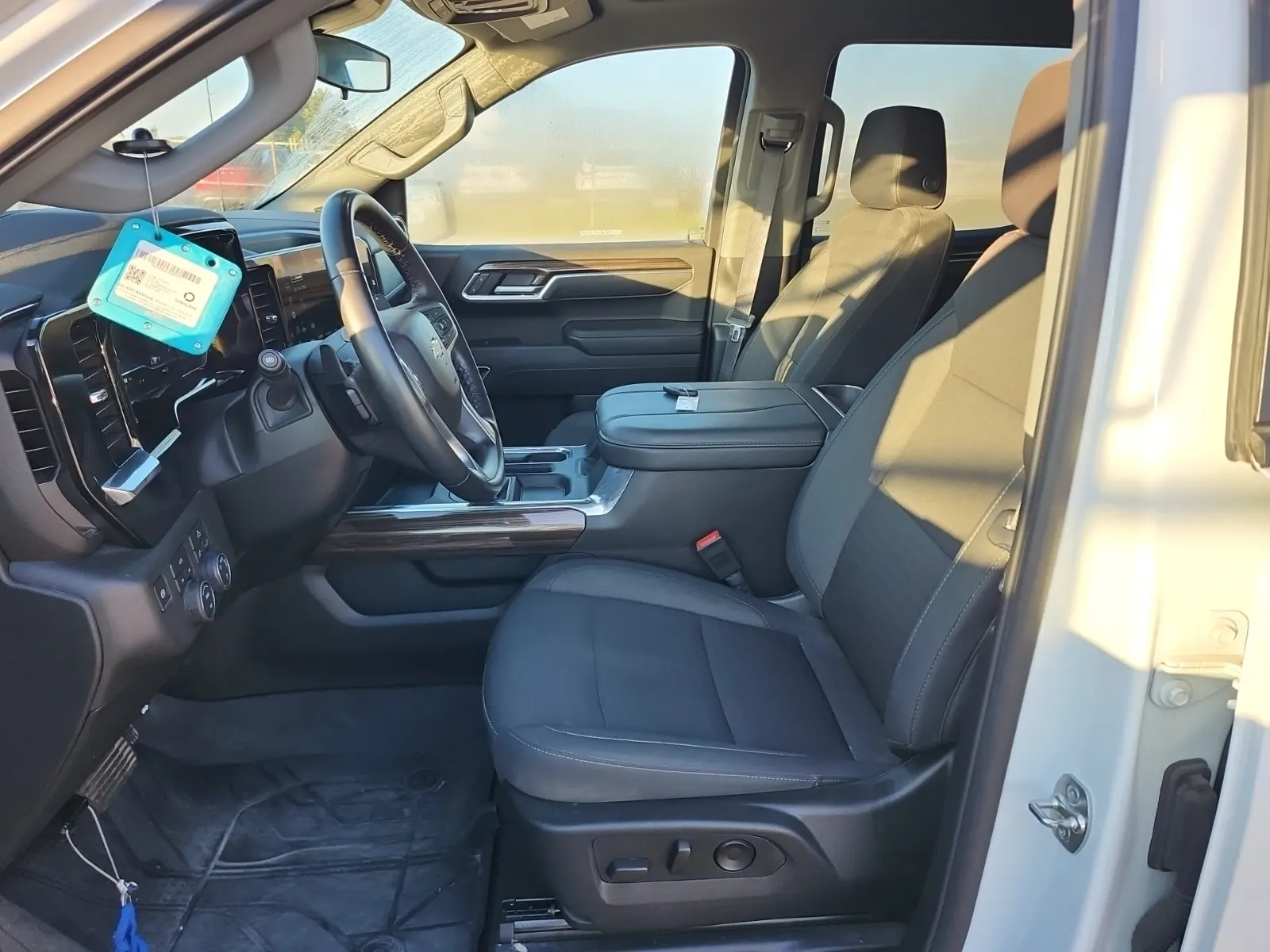 Front Interior Photo