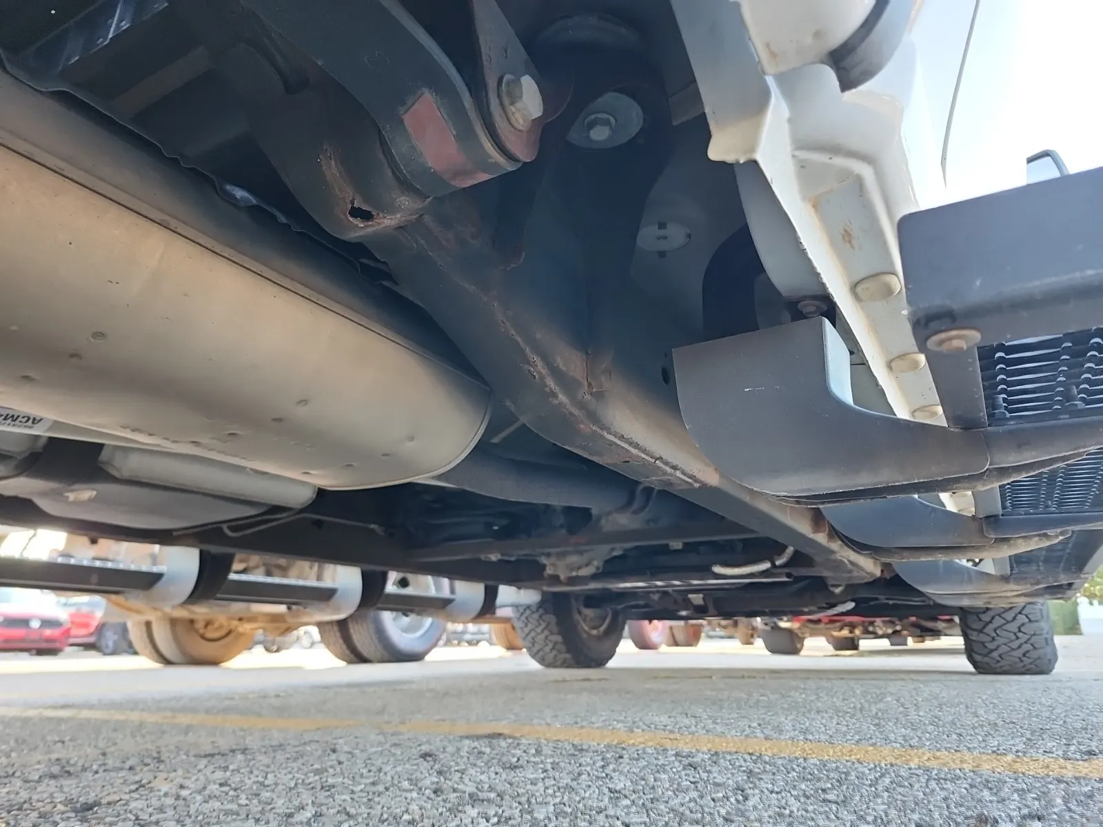Undercarriage - Passenger Photo