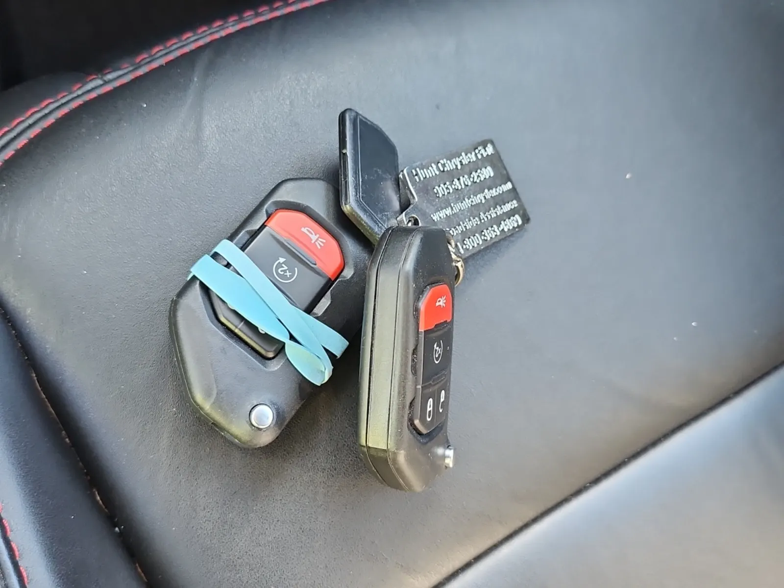 Keys/Fobs/Manual Photo