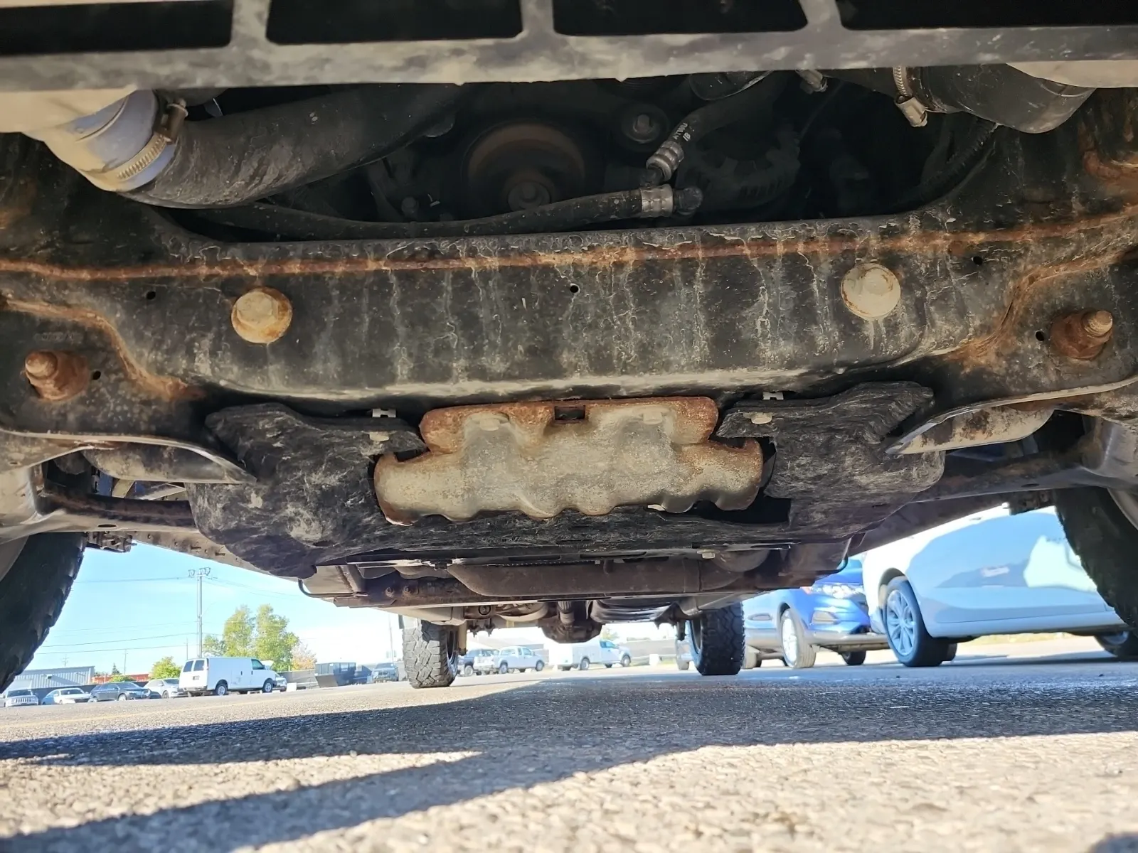 Undercarriage - Front Photo