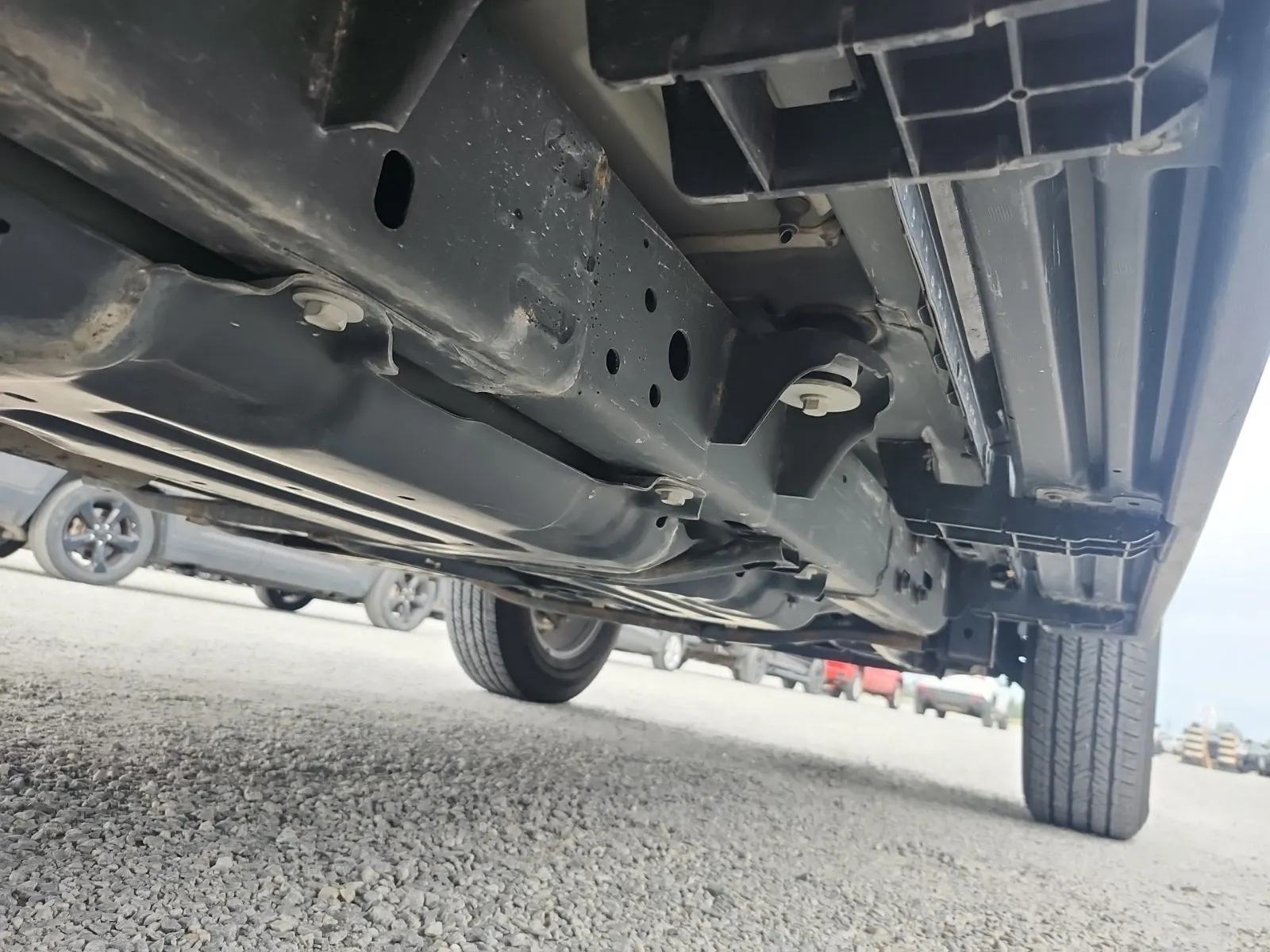 Undercarriage - Passenger Photo