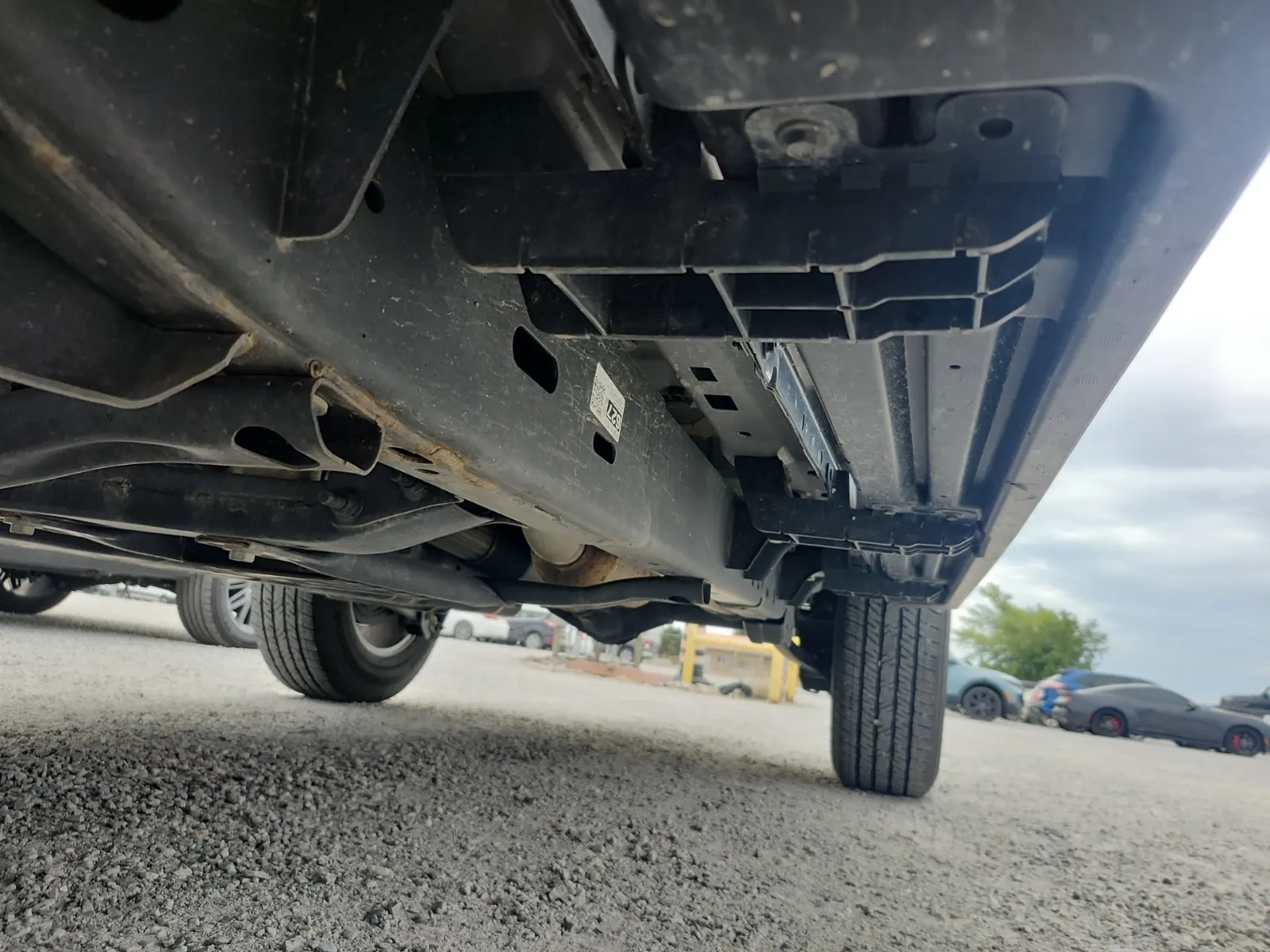 Undercarriage - Driver Photo