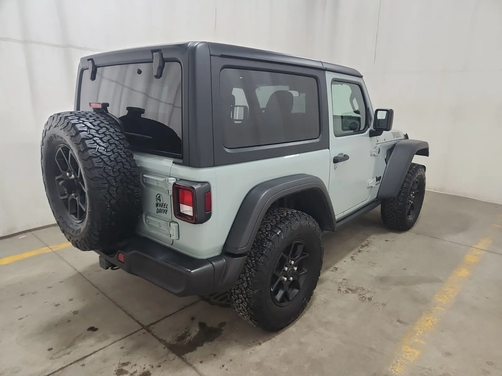 Passenger Rear 3/4 Photo