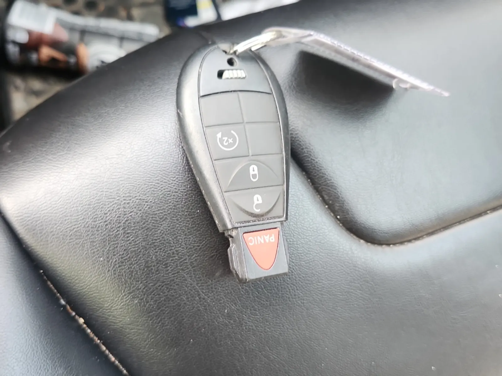 Keys/Fobs/Manual Photo