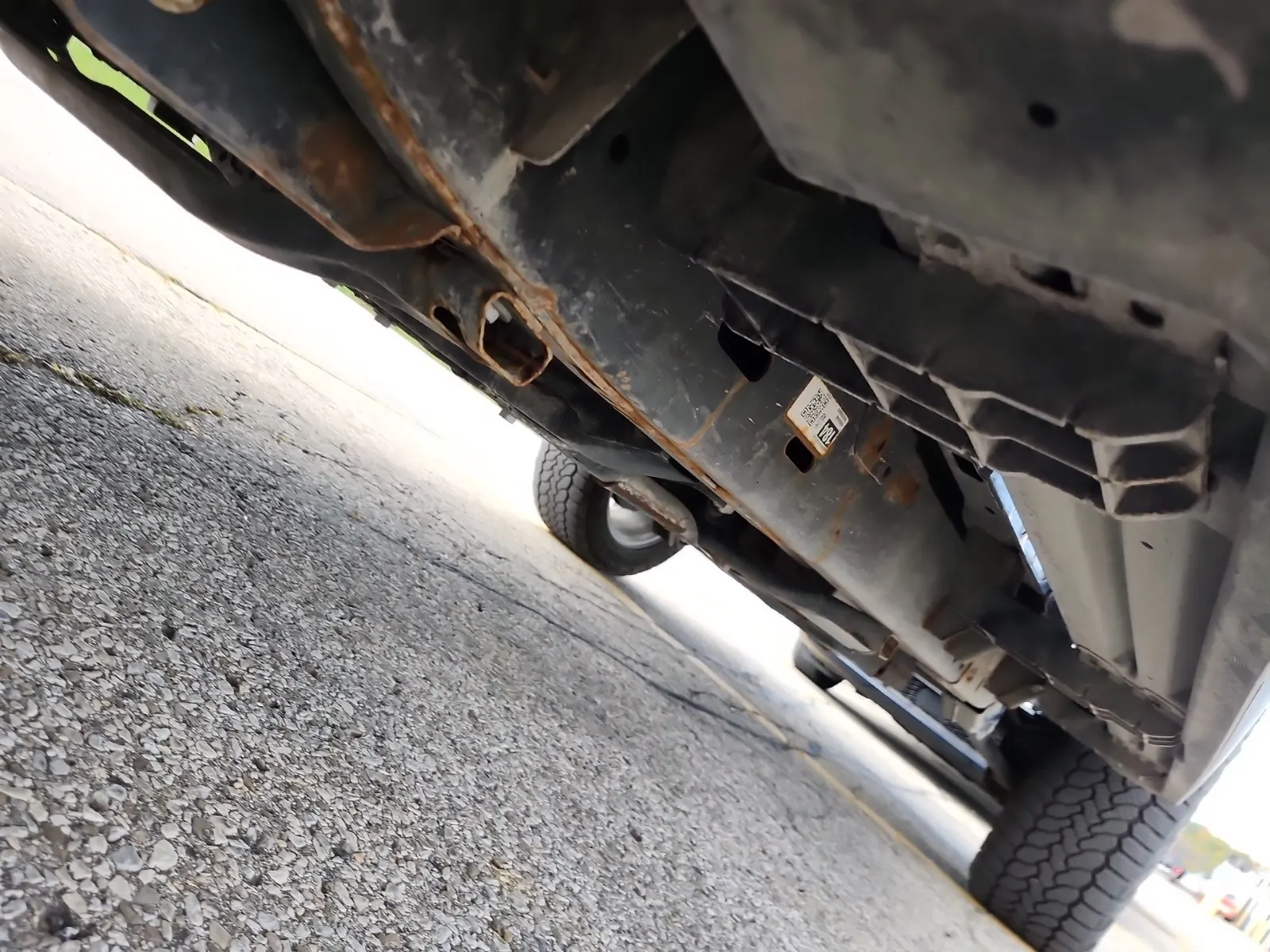 Undercarriage - Driver Photo