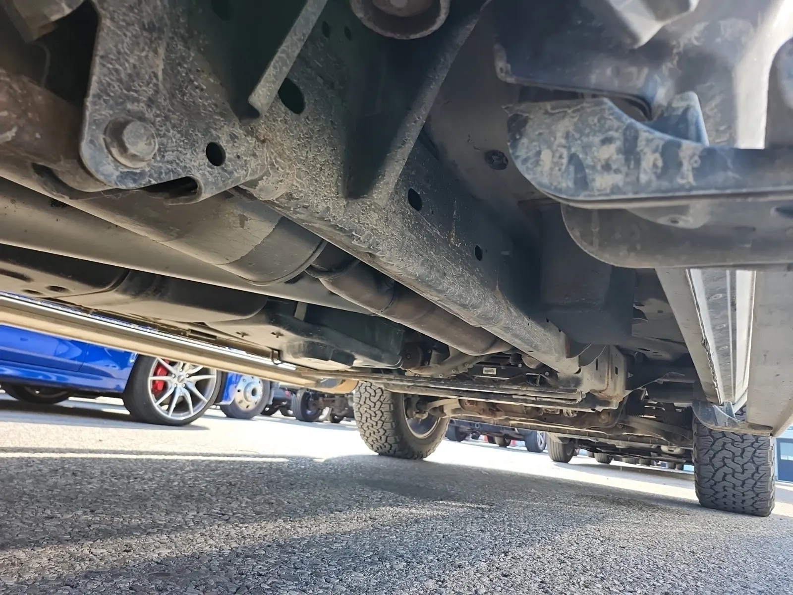 Undercarriage - Passenger Photo