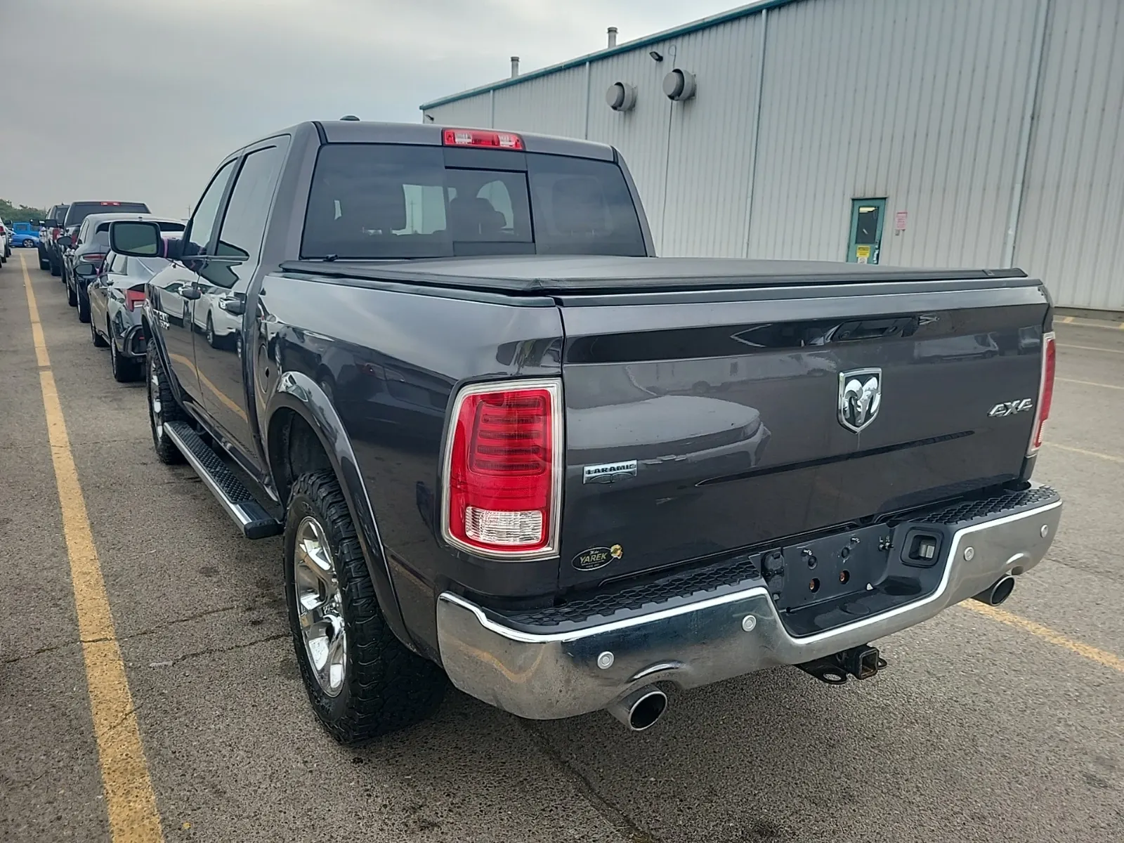 Driver Rear 3/4 Photo