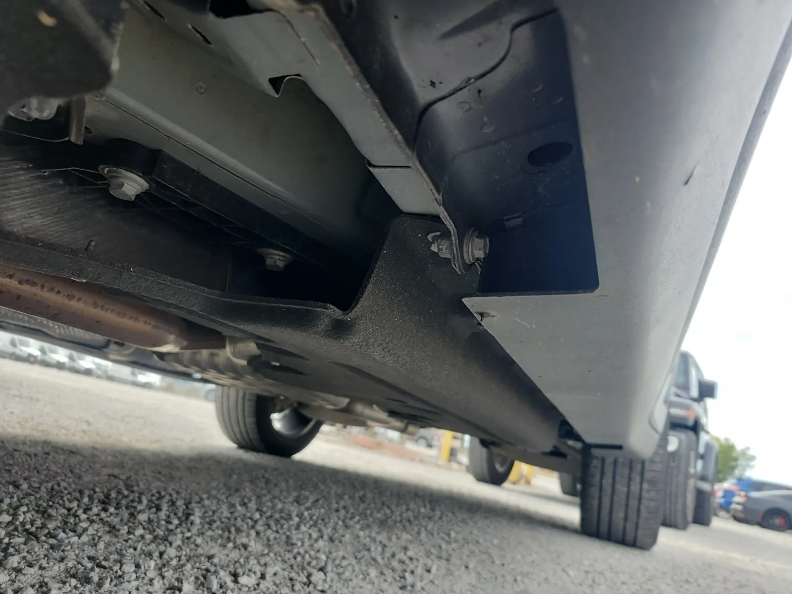 Undercarriage - Driver Photo