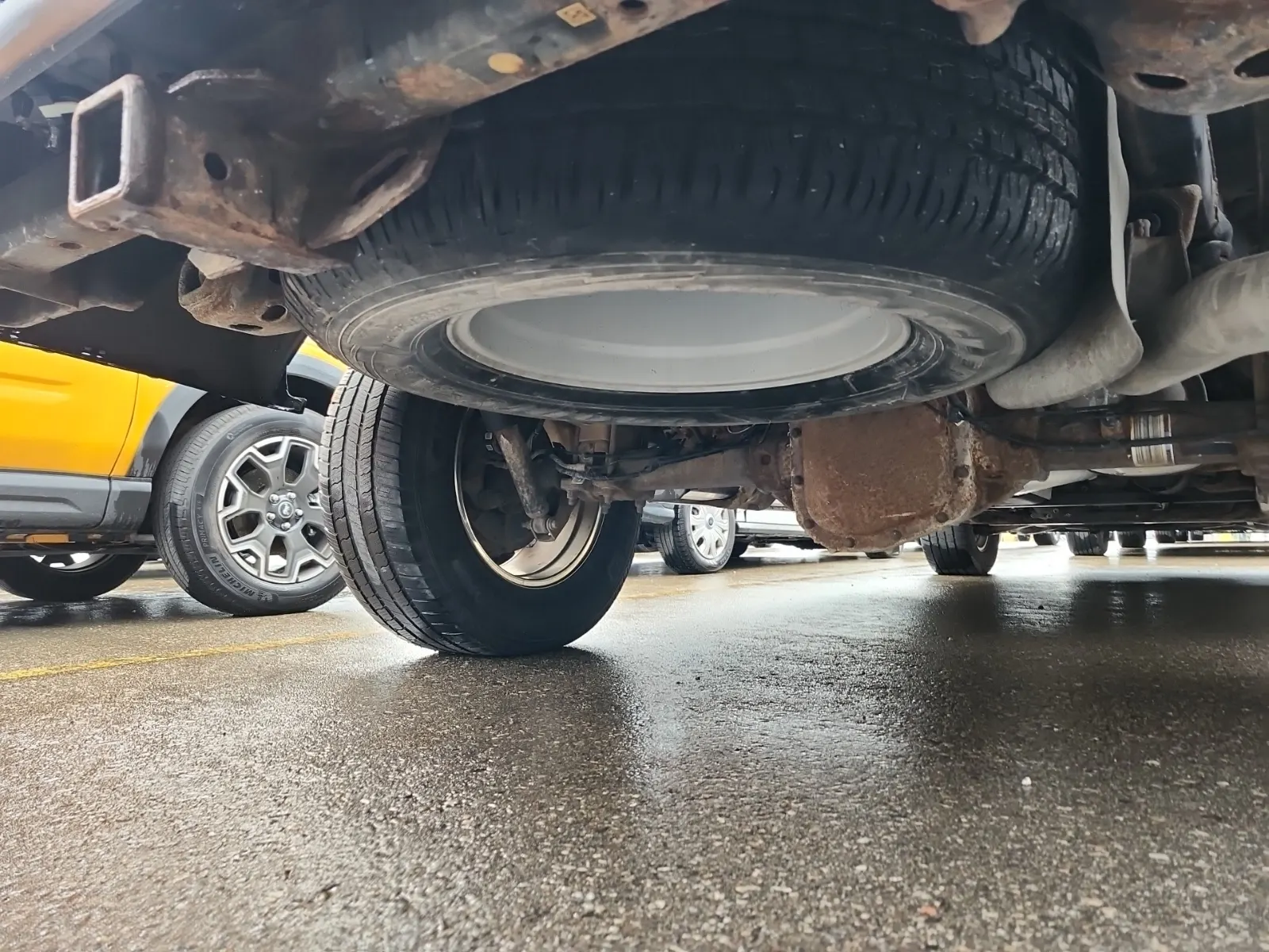 Spare Tire & Wheel Photo
