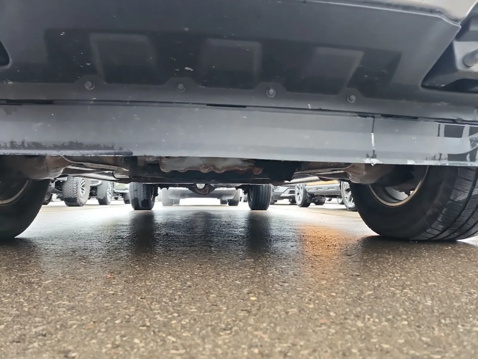 Undercarriage - Front Photo