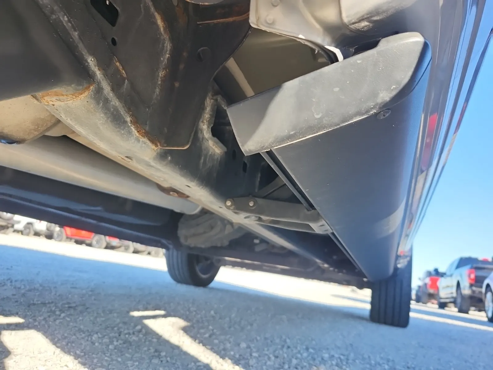 Undercarriage - Passenger Photo
