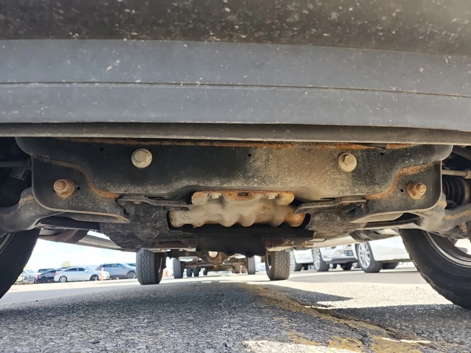 Undercarriage - Front Photo