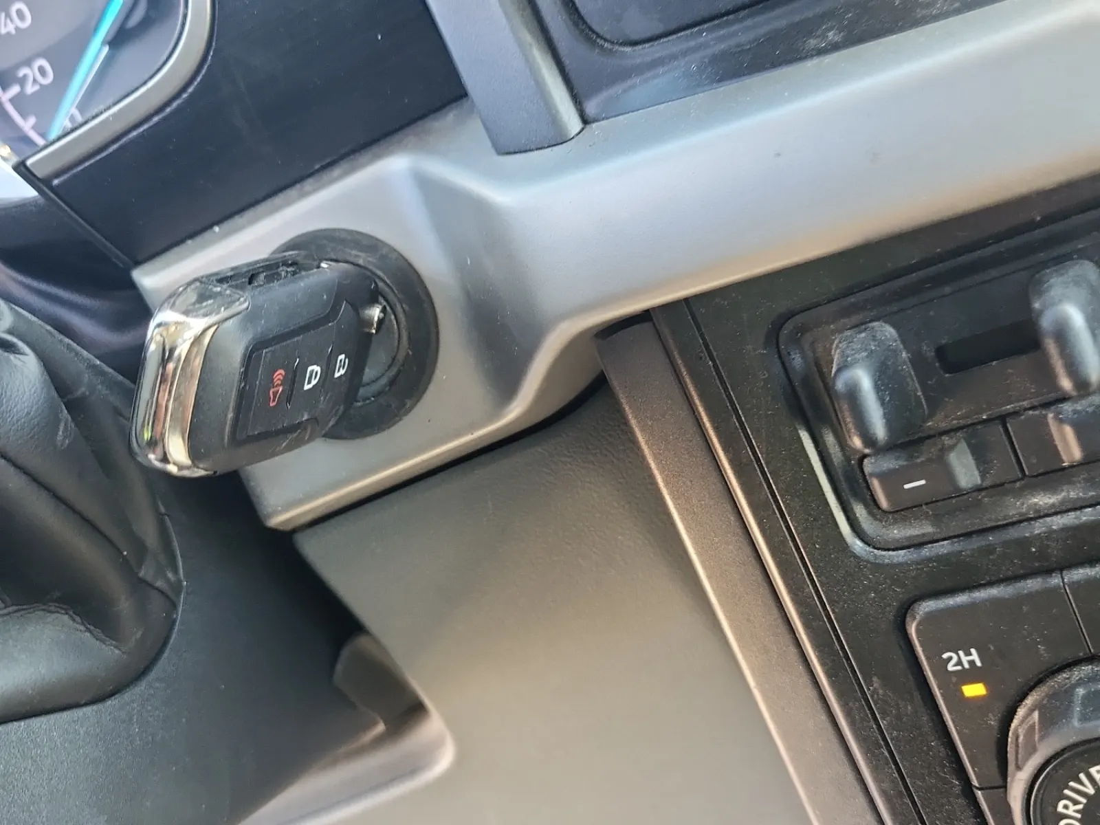 Keys/Fobs/Manual Photo