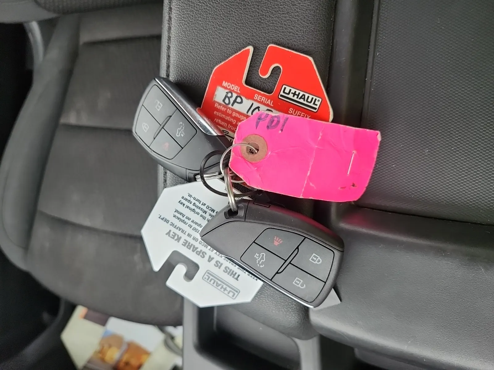 Keys/Fobs/Manual Photo