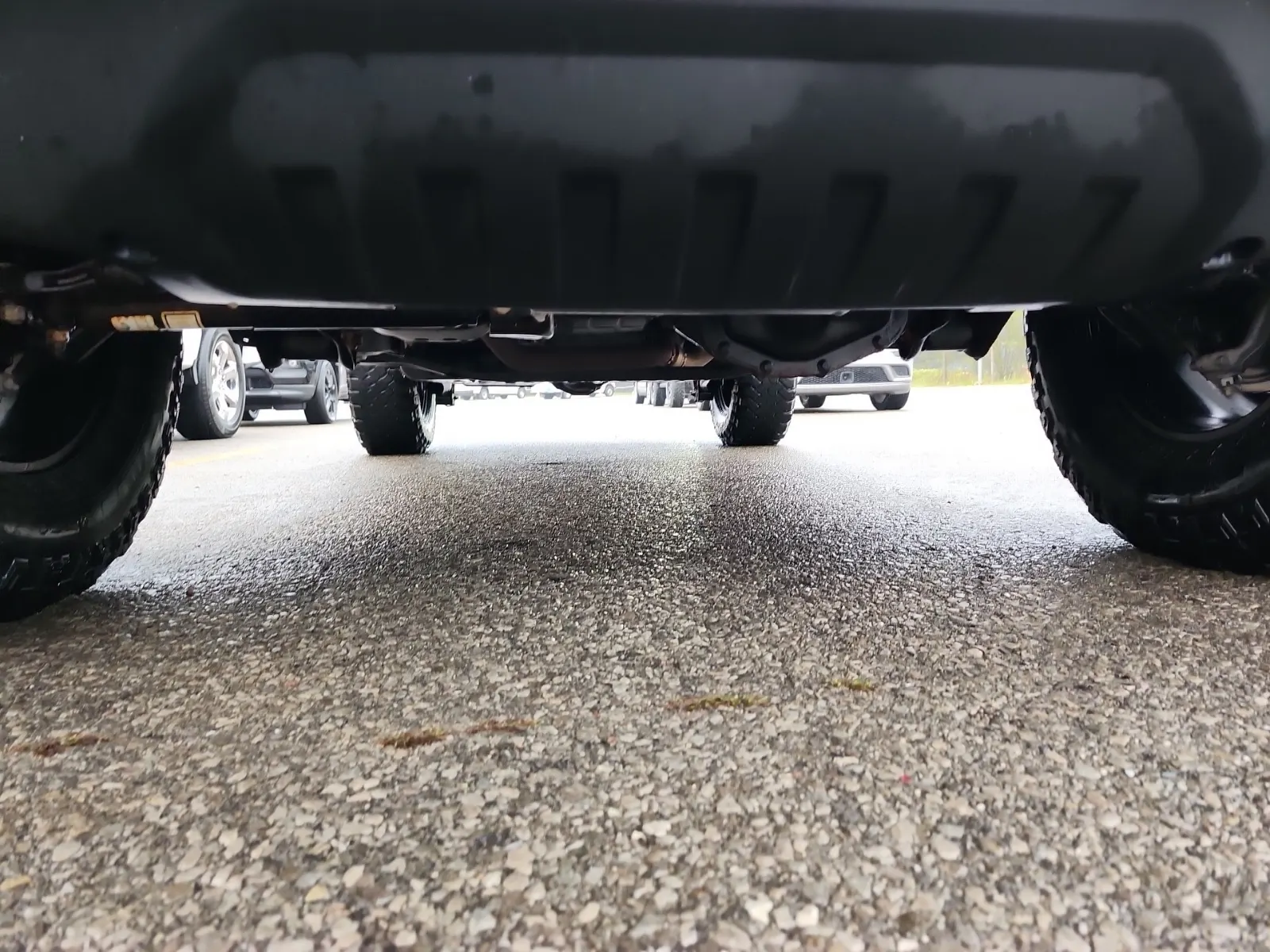 Undercarriage - Front Photo