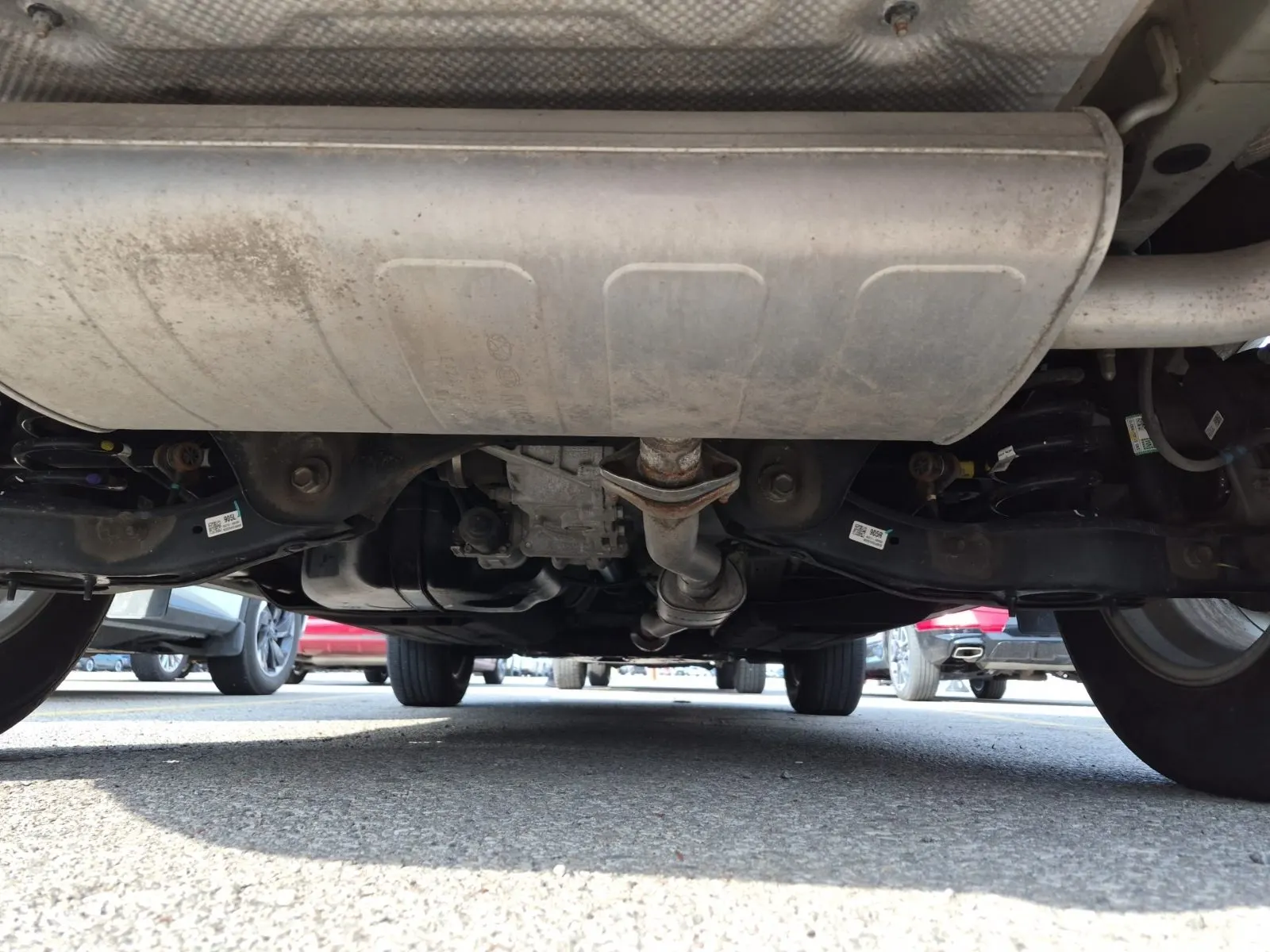 Undercarriage - Rear Photo