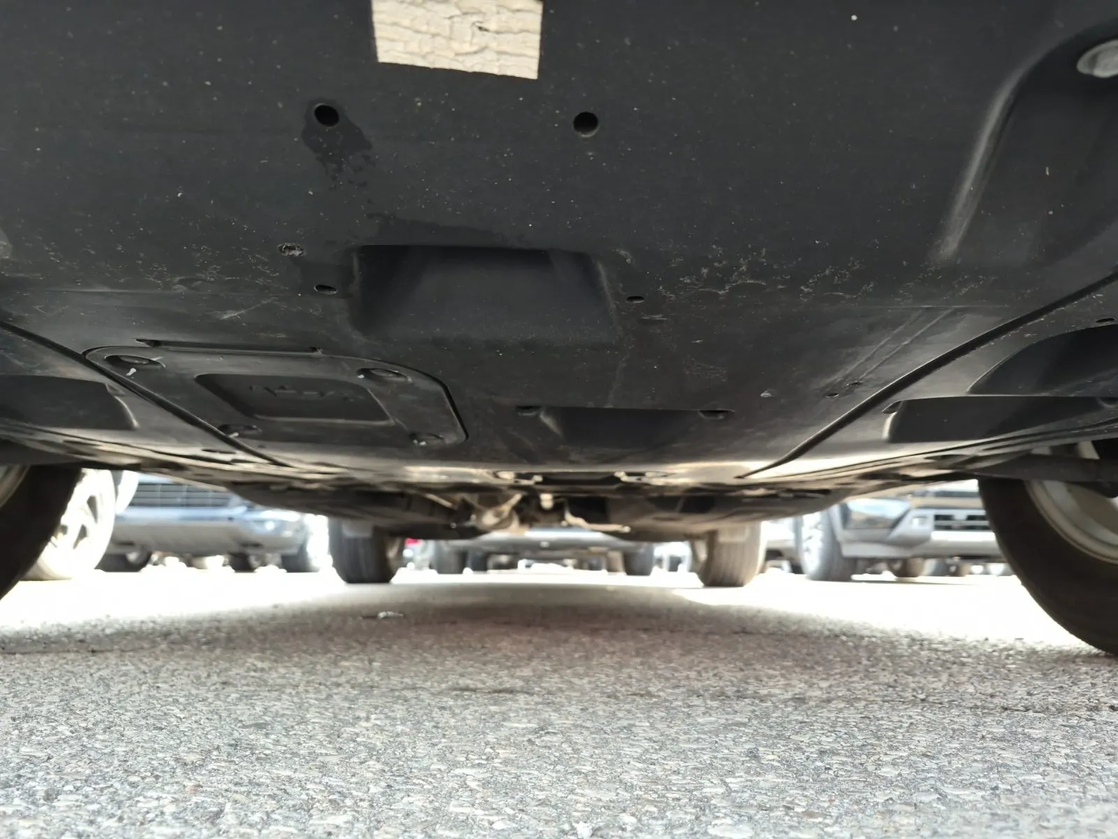 Undercarriage - Front Photo