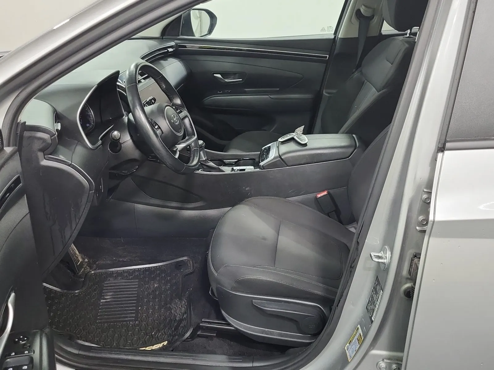 Front Interior Photo