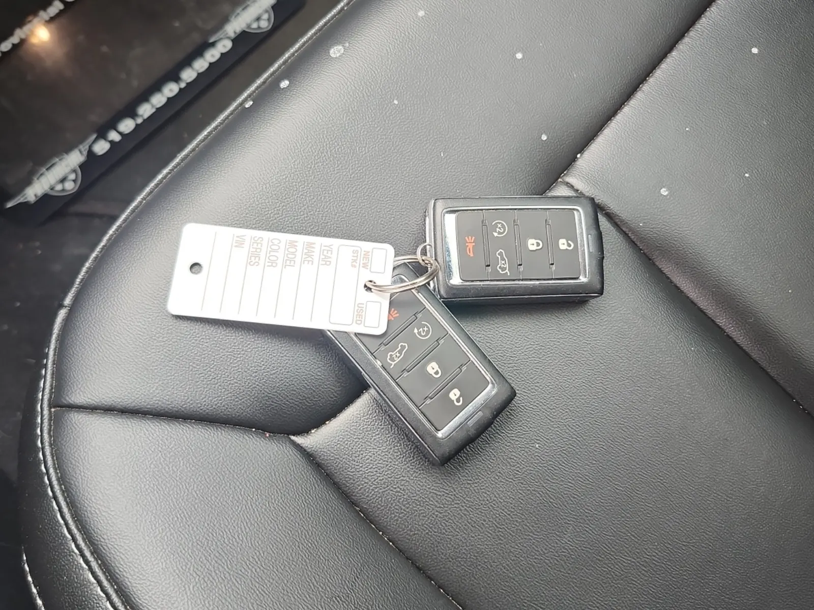 Keys/Fobs/Manual Photo