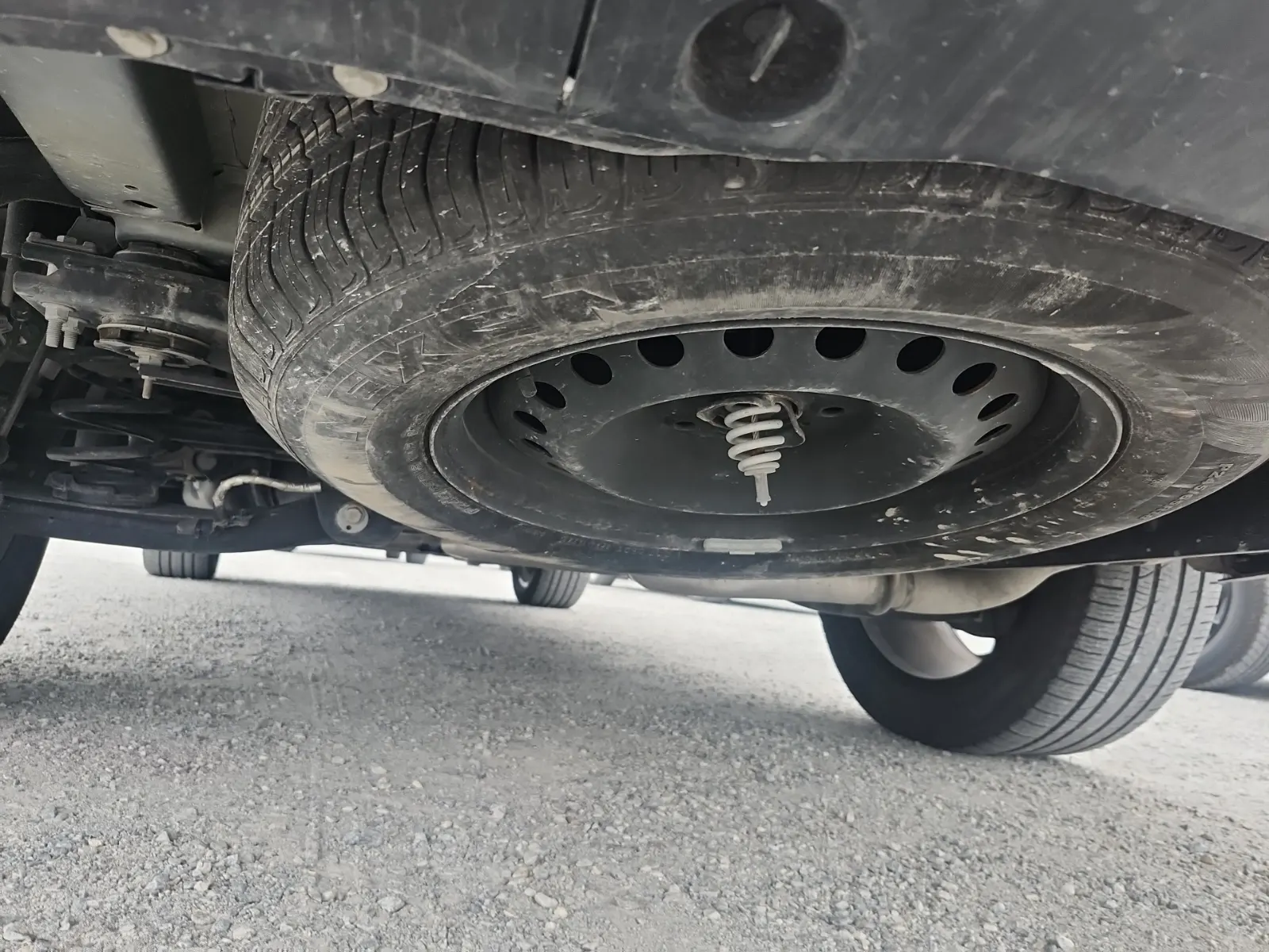 Spare Tire & Wheel Photo