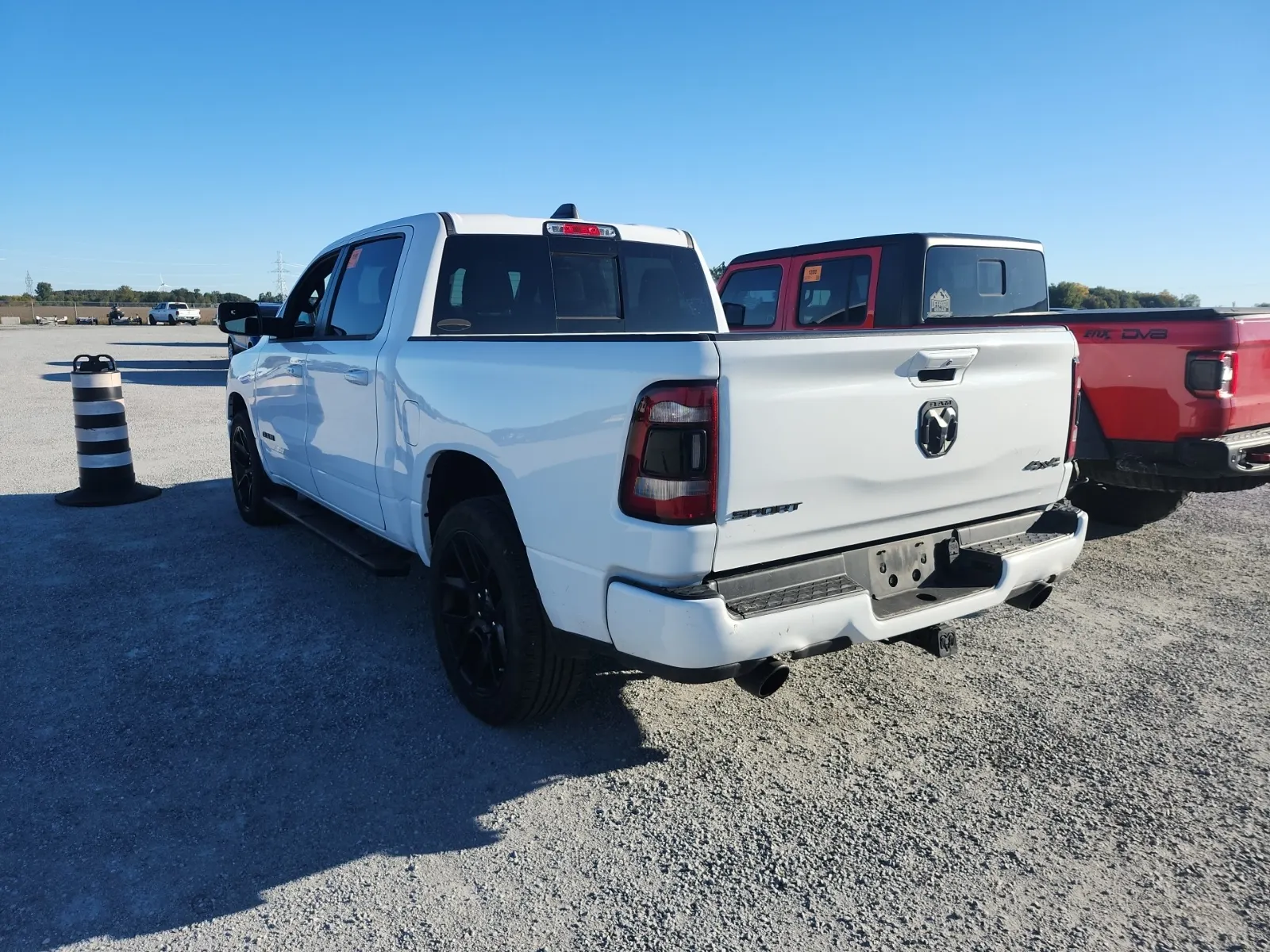 Driver Rear 3/4 Photo