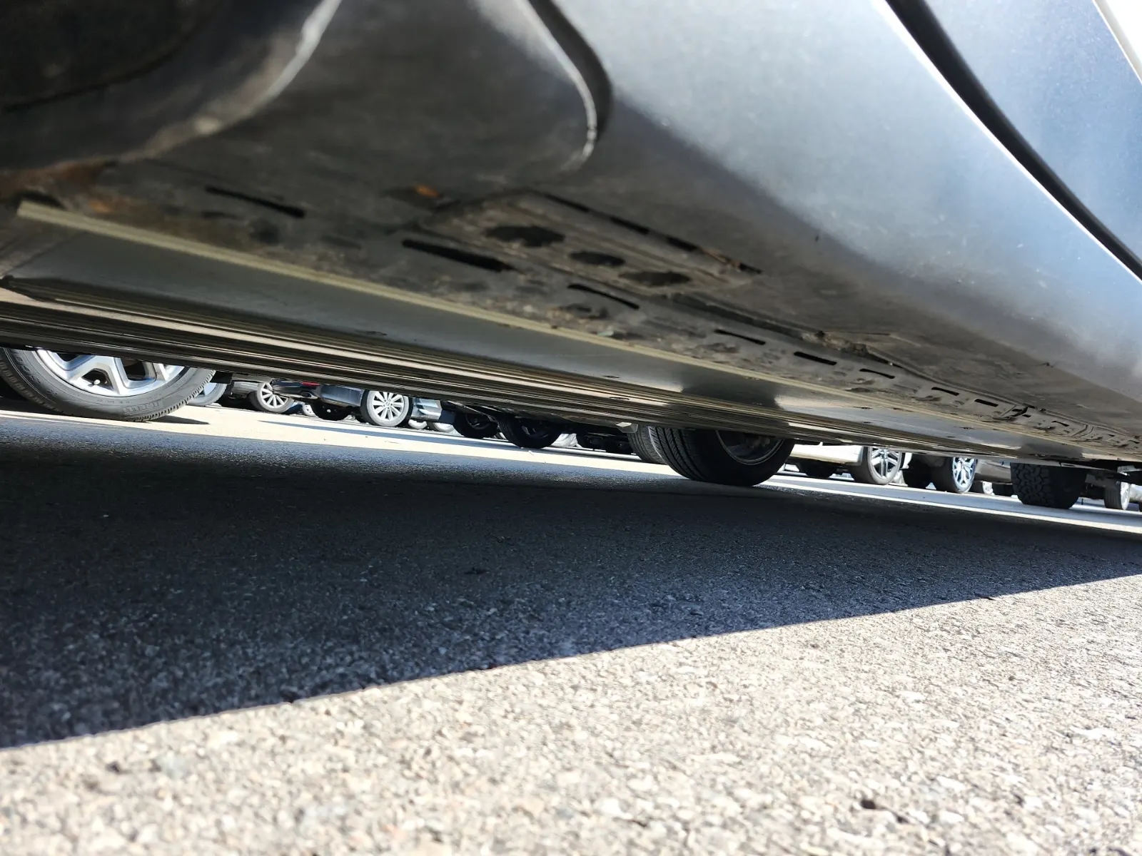 Undercarriage - Passenger Photo