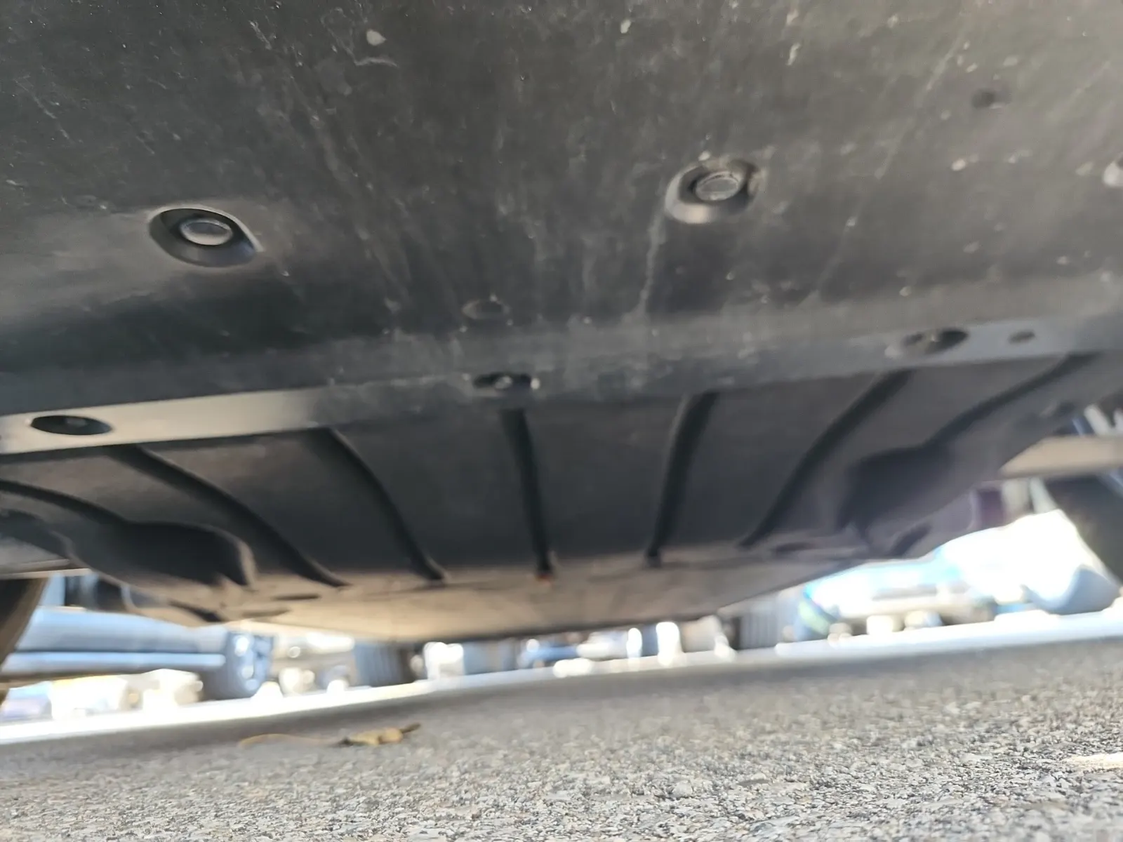 Undercarriage - Front Photo