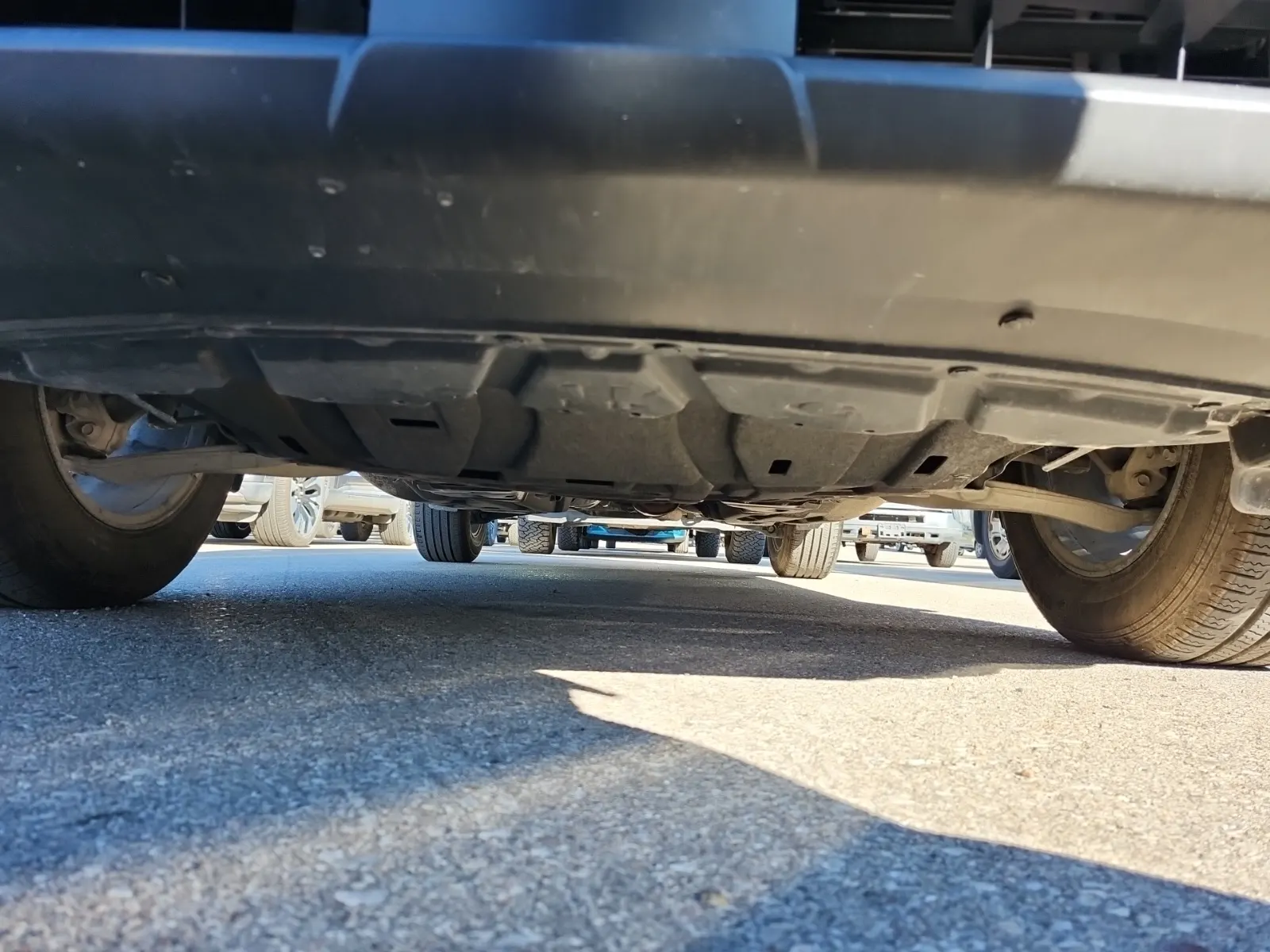 Undercarriage - Front Photo