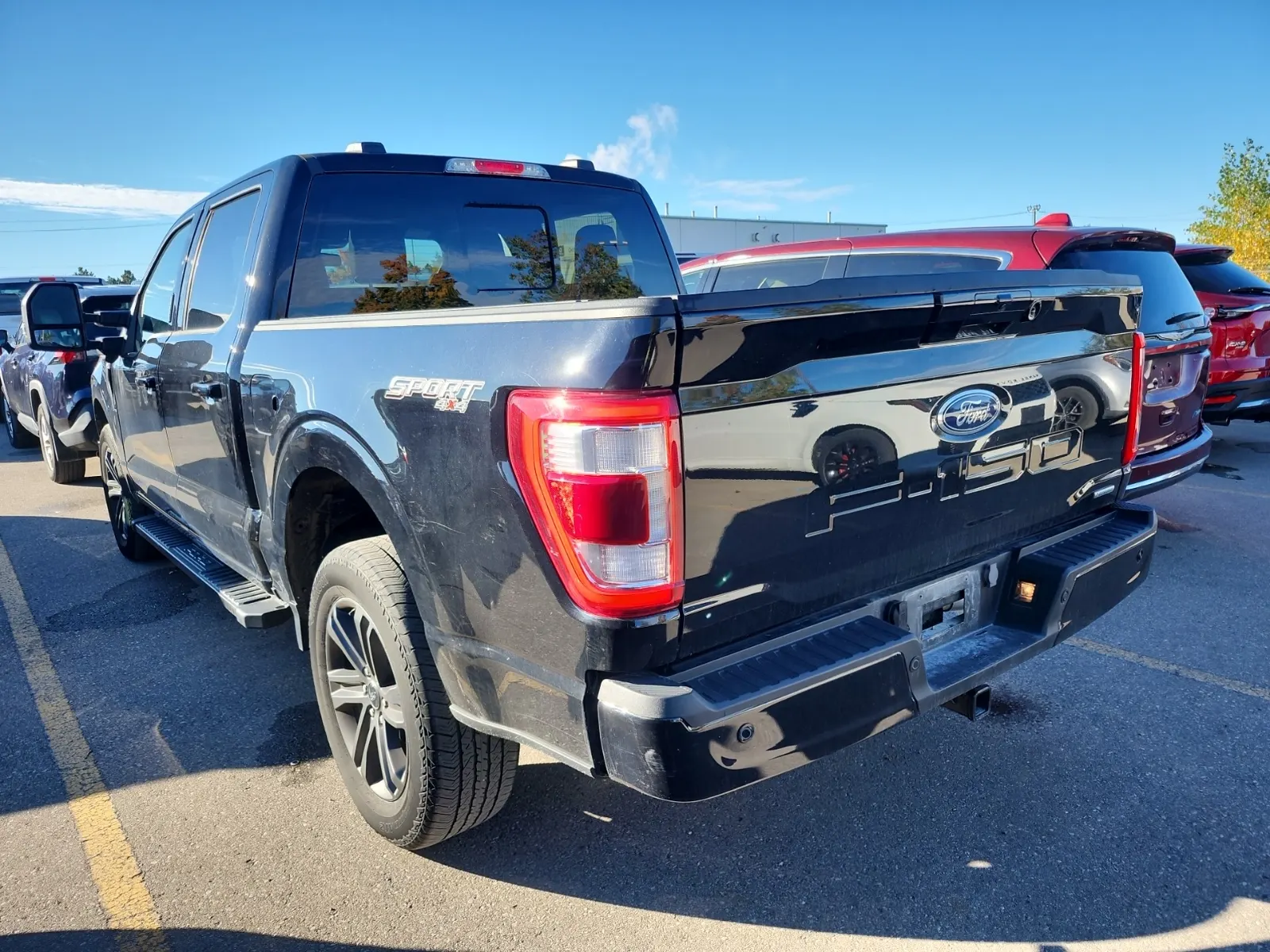 Driver Rear 3/4 Photo