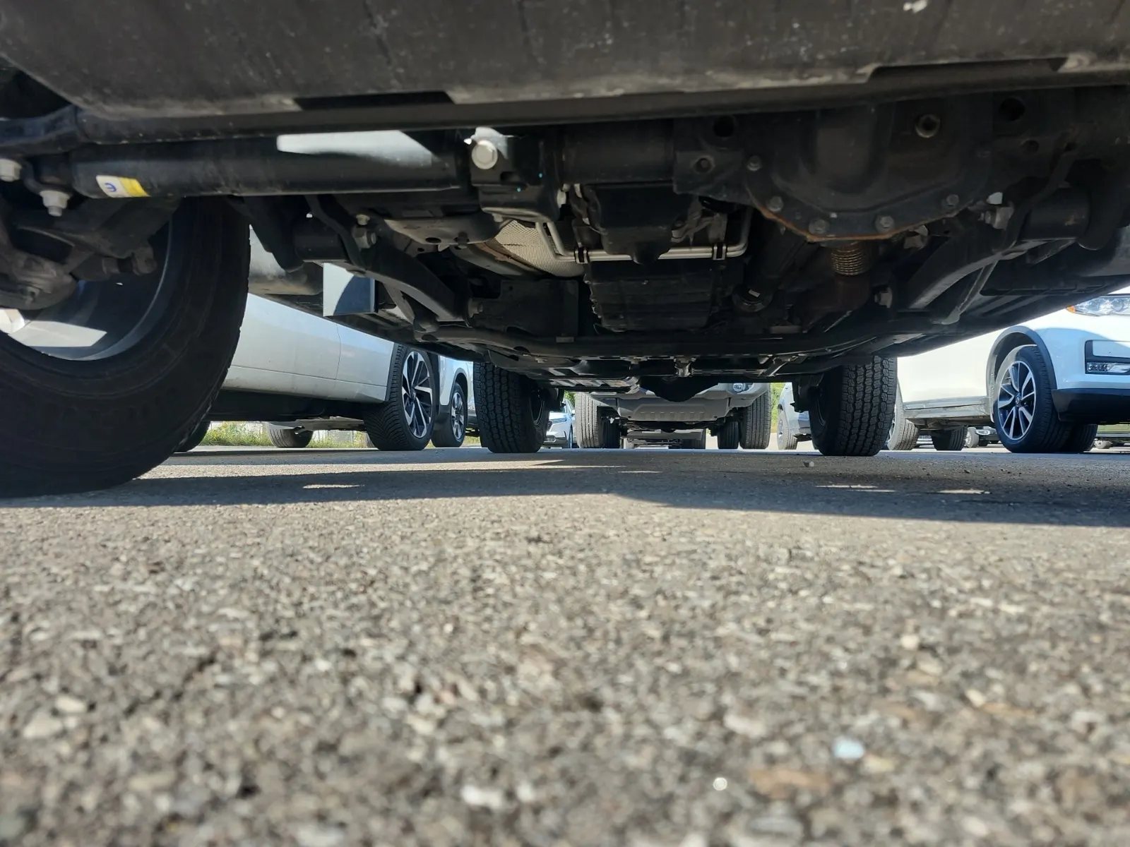Undercarriage - Front Photo
