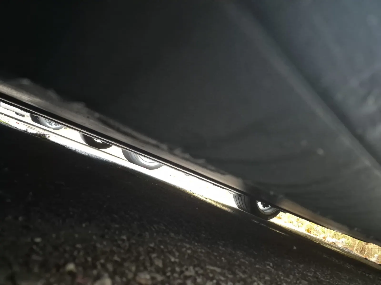 Undercarriage - Driver Photo