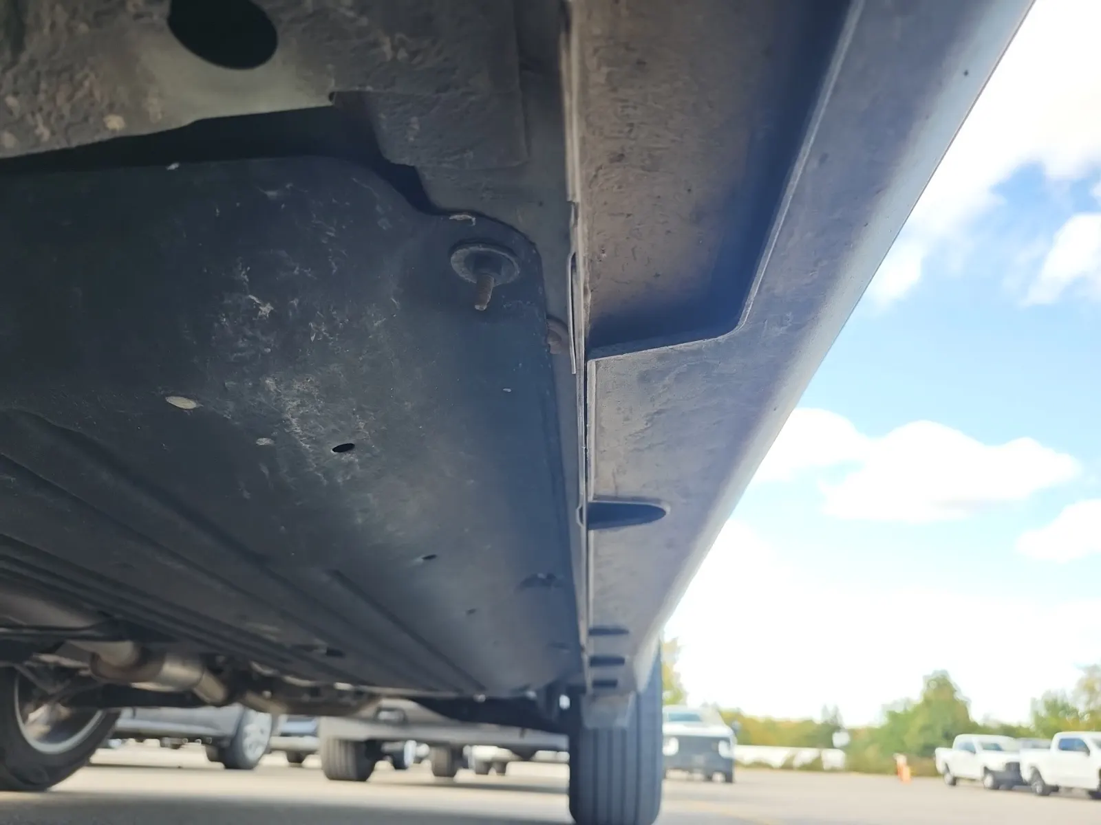 Undercarriage - Driver Photo