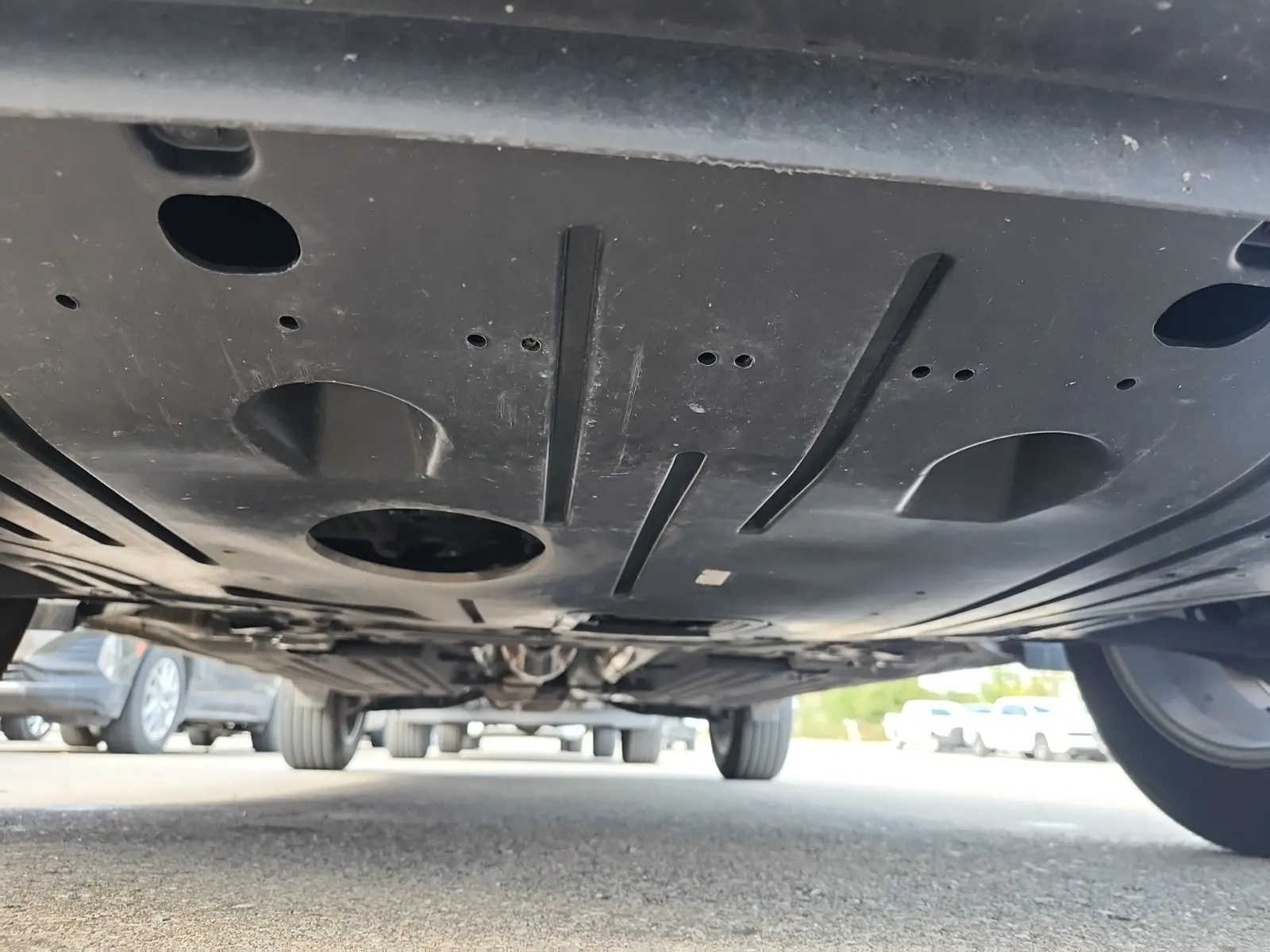 Undercarriage - Front Photo
