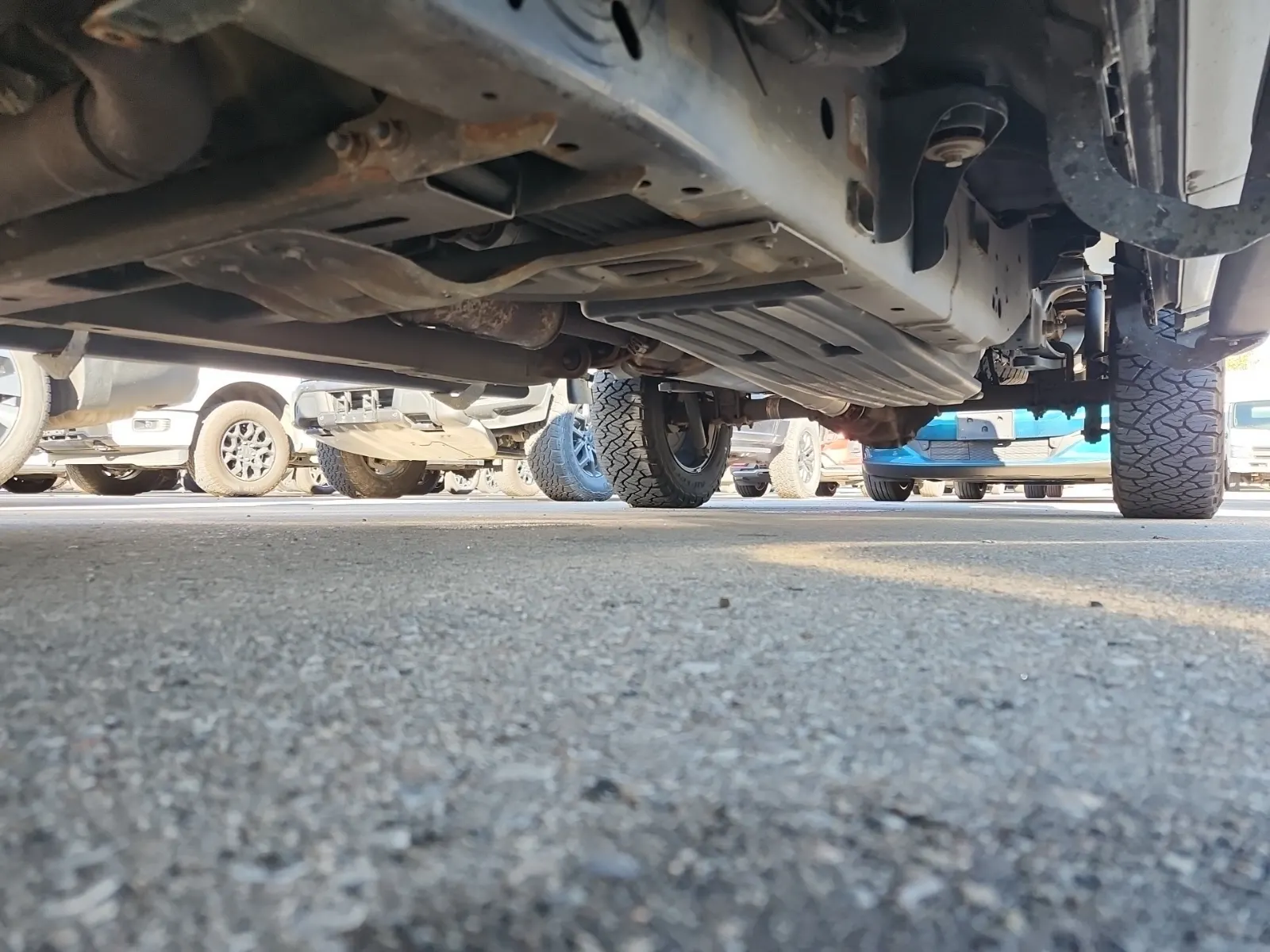 Undercarriage - Driver Photo