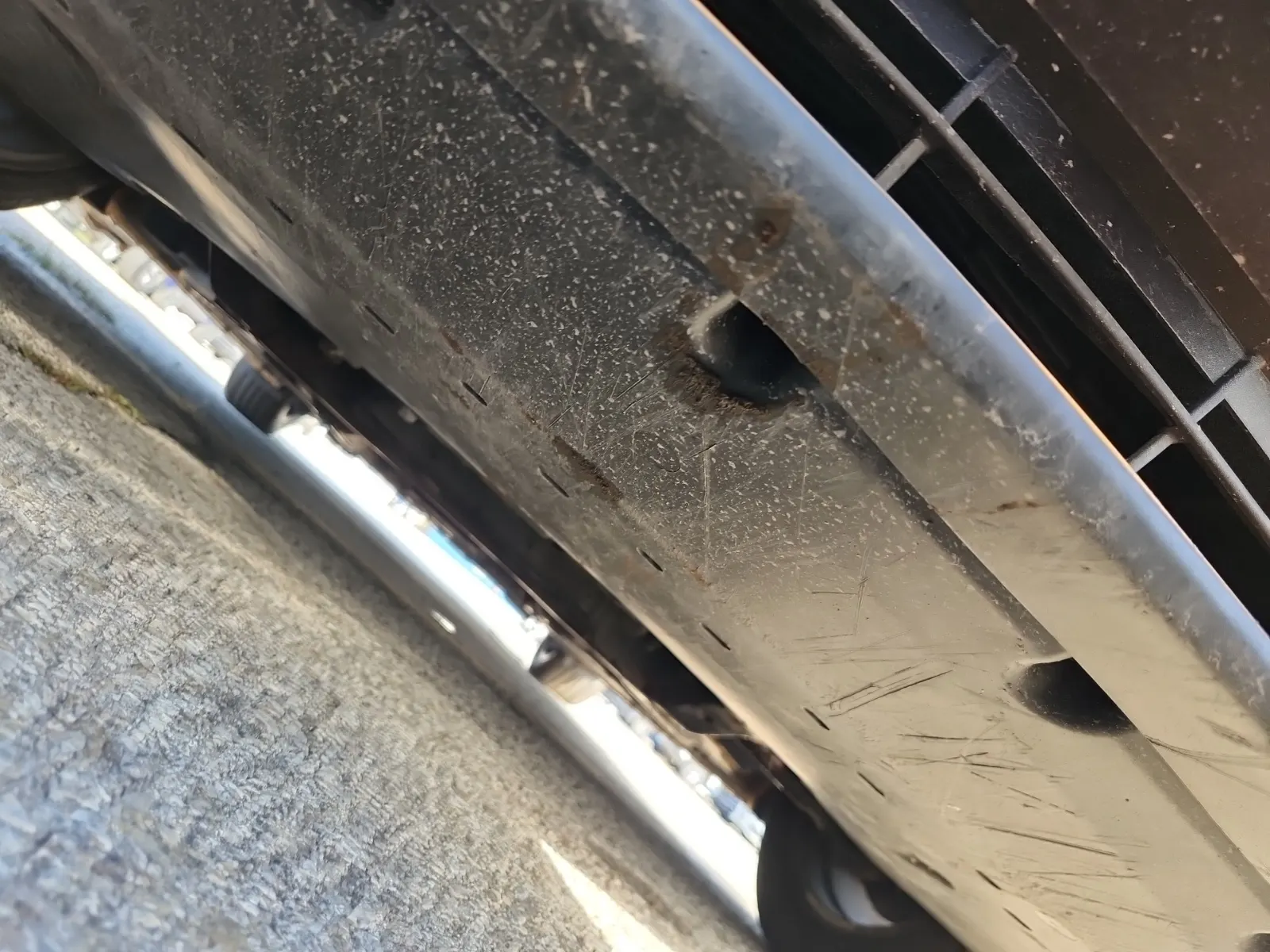 Undercarriage - Front Photo