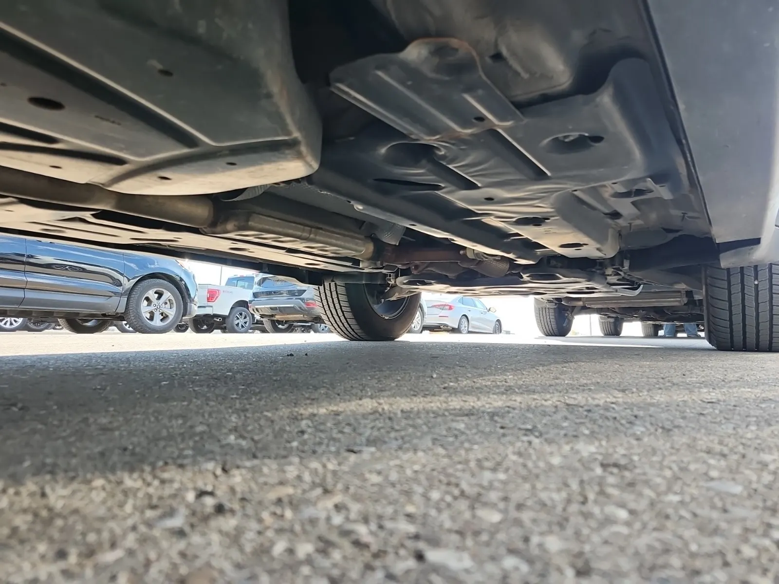 Undercarriage - Passenger Photo