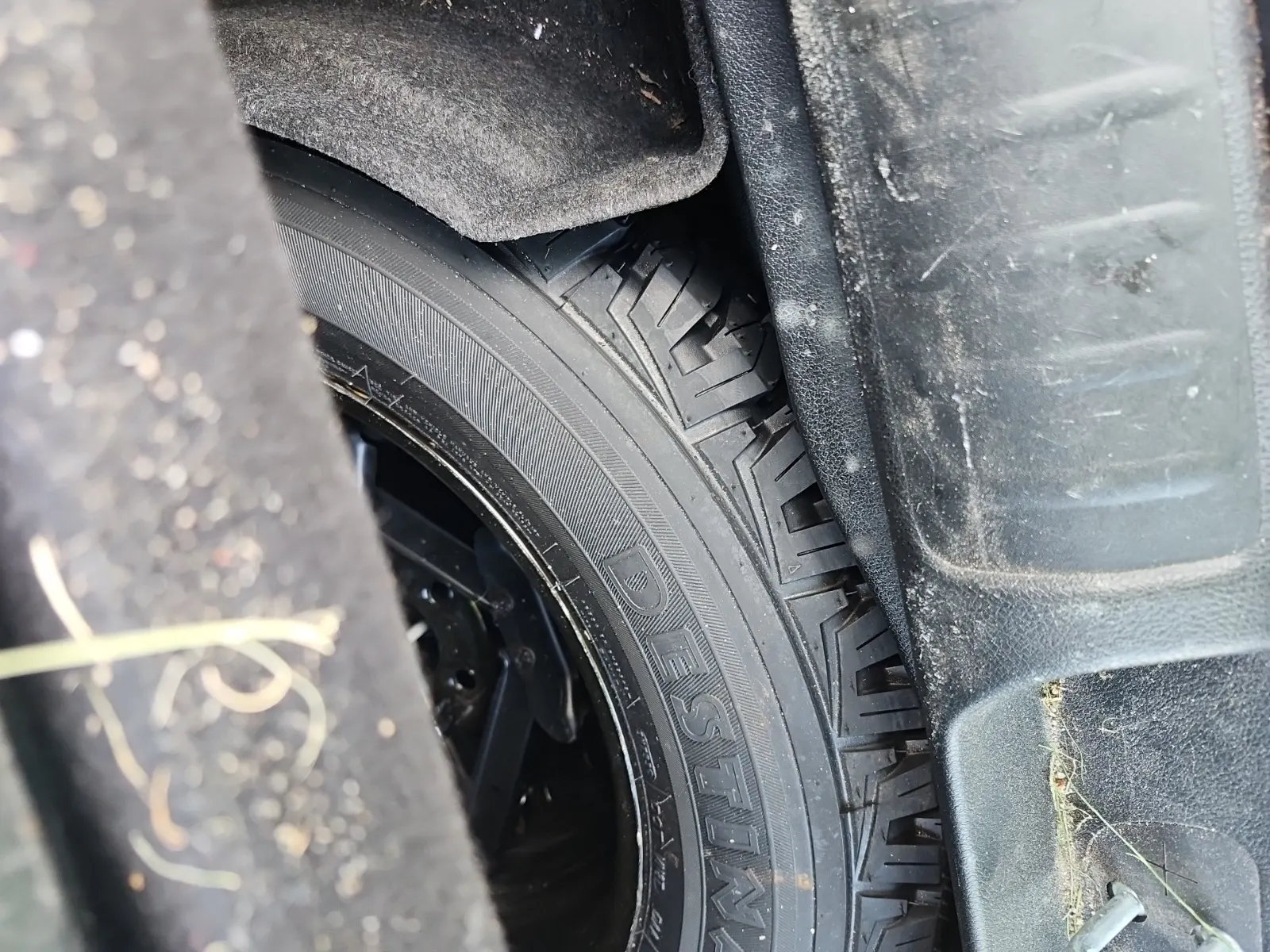 Spare Tire & Wheel Photo