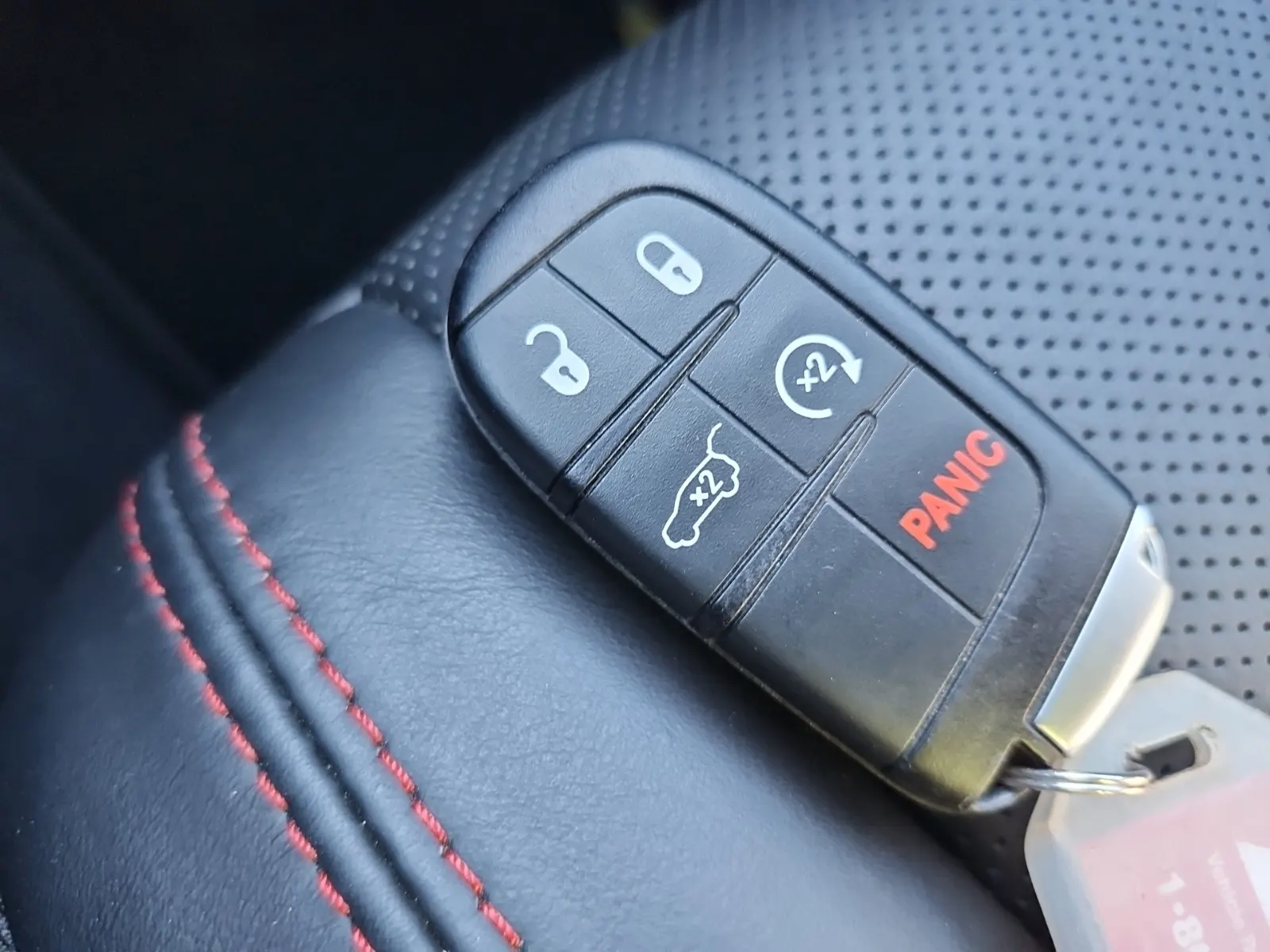 Keys/Fobs/Manual Photo