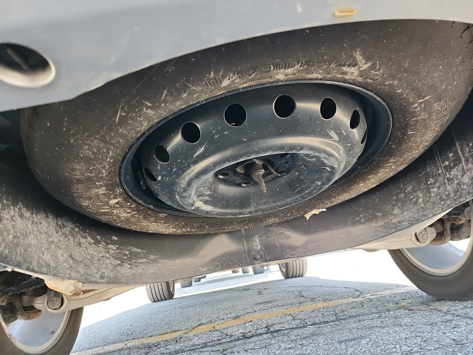 Spare Tire & Wheel Photo