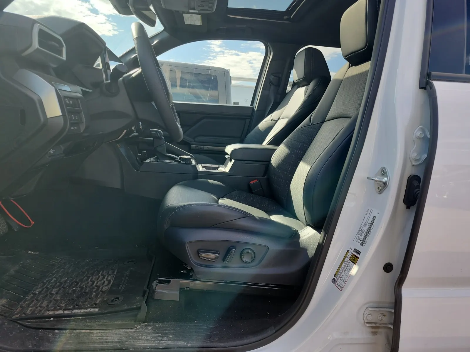 Front Interior Photo