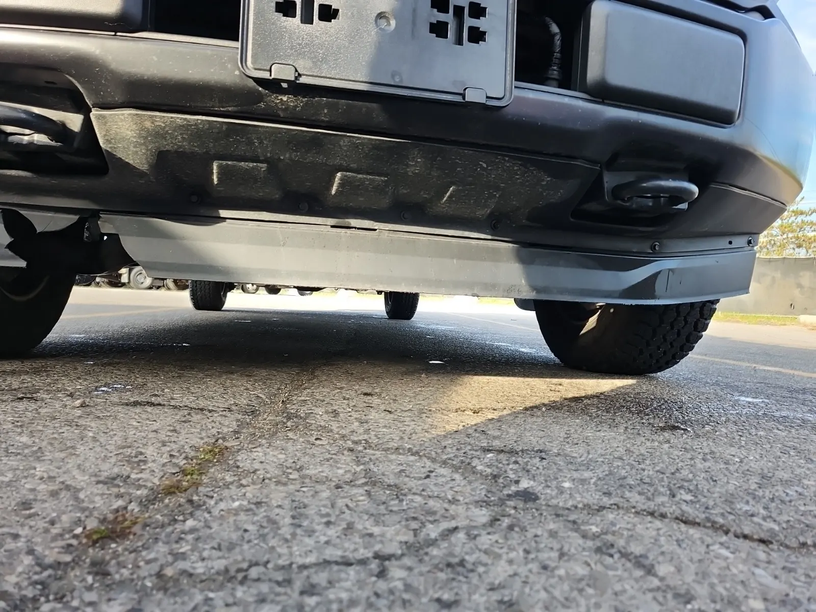 Undercarriage - Front Photo