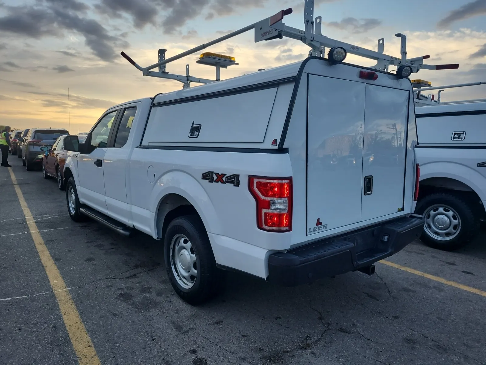 Driver Rear 3/4 Photo