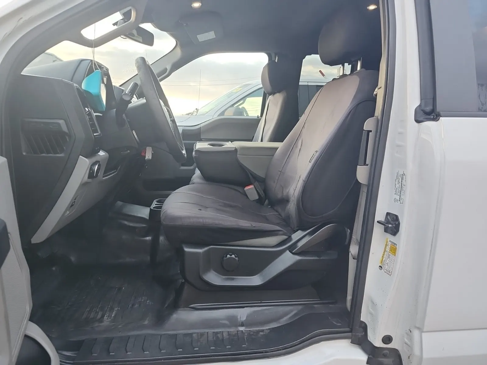 Front Interior Photo